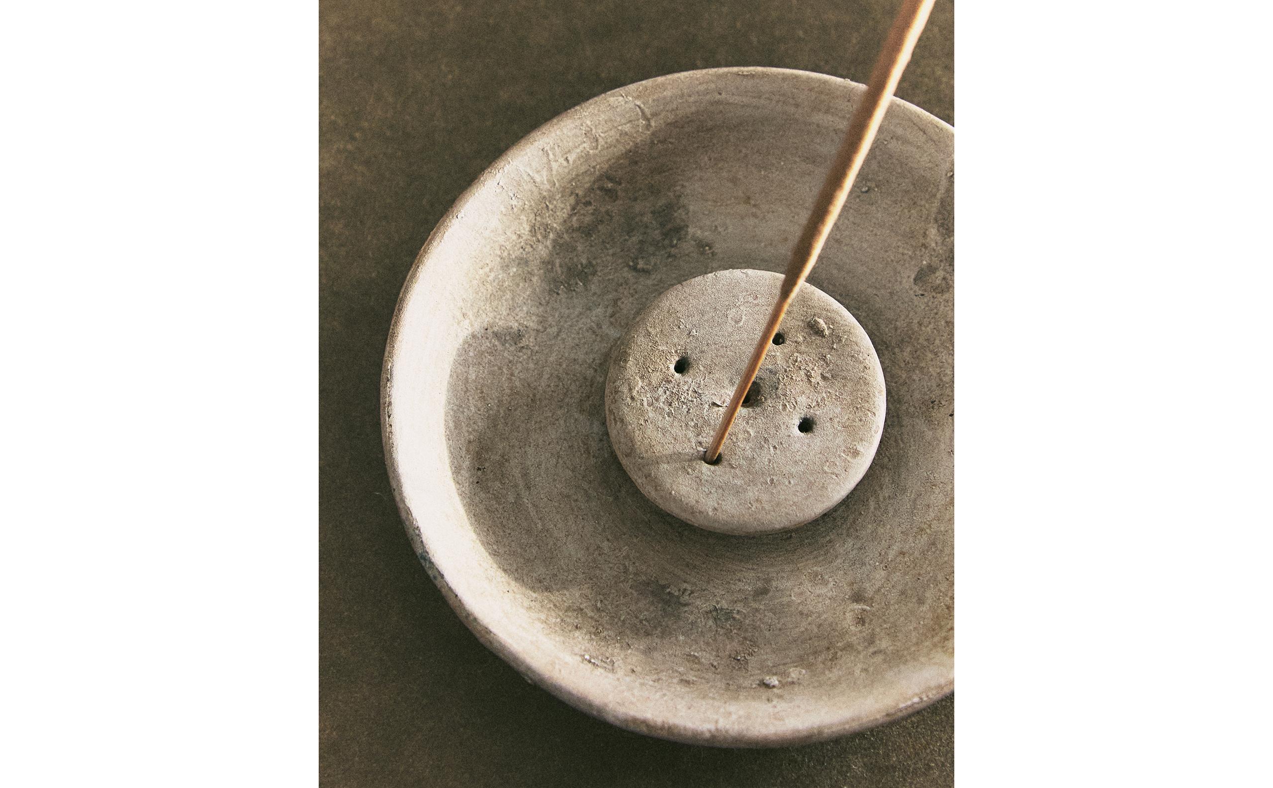 CERAMIC INCENSE BURNER DISH | Zara Home United States of America