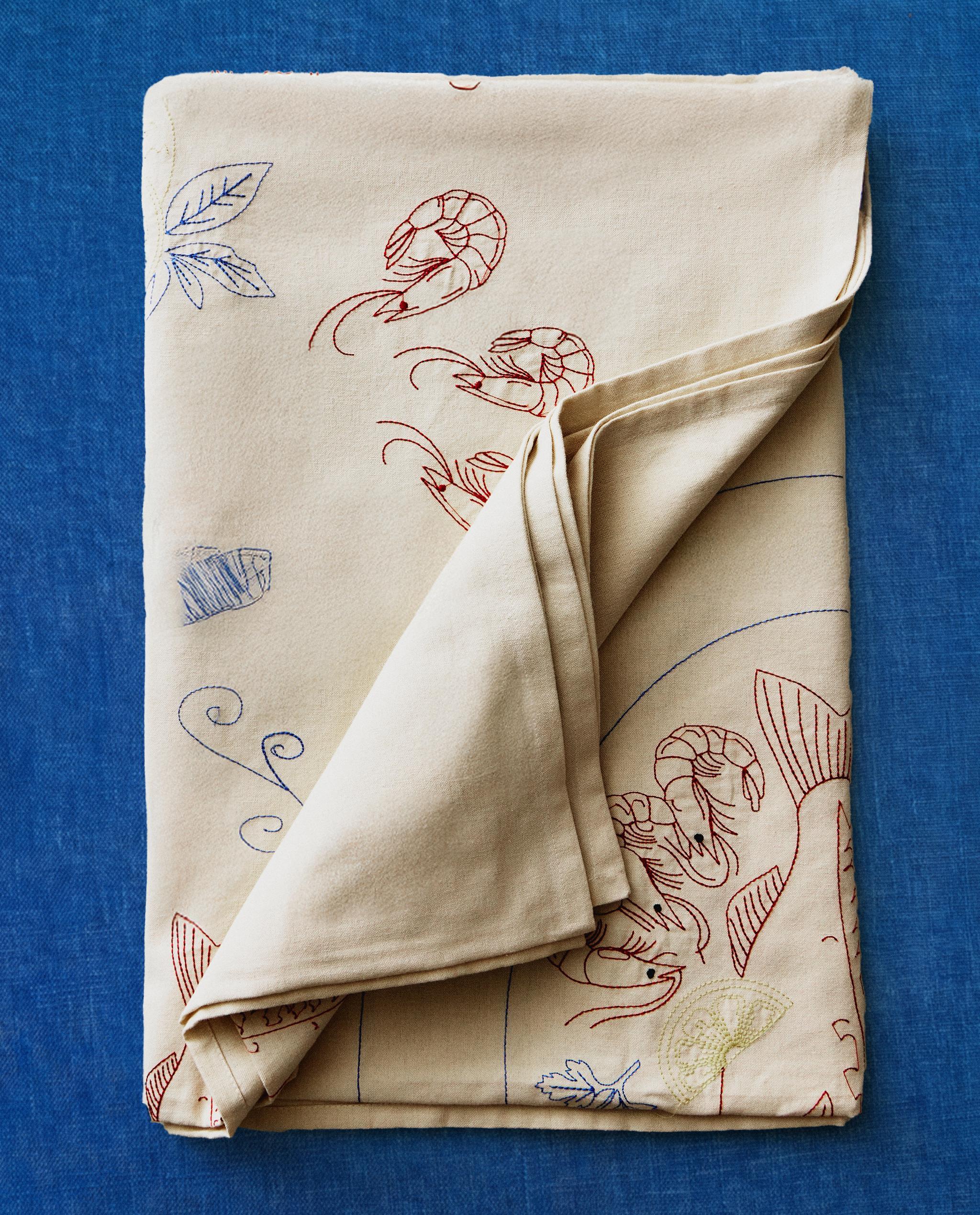 FISH PRINT COTTON TABLECLOTH product thumbnail 12