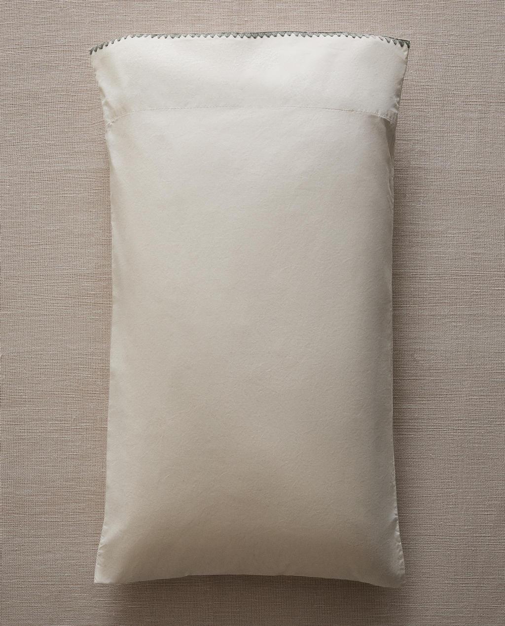 غلاف مخدة قطن للأطفال بصدفيات درزات