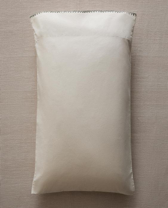 ДИТЯЧА НАВОЛОЧКА З БАВОВНИ ТА ВІЗЕРУНКОМ «МУШЛЯ» ДИТЯЧА НАВОЛОЧКА З БАВОВНИ ТА ВІЗЕРУНКОМ «МУШЛЯ»