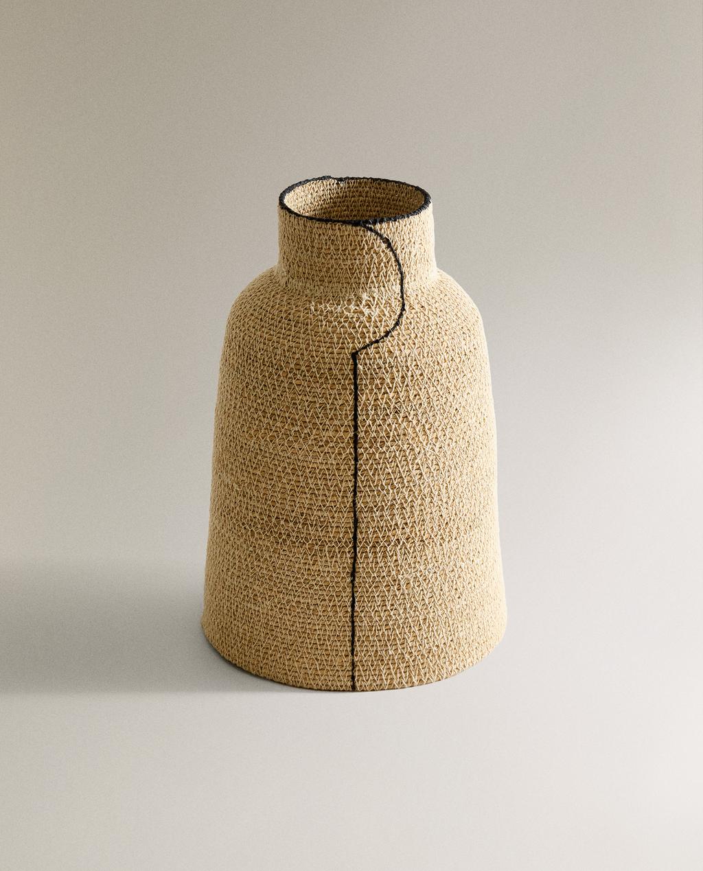 TALL SEAGRASS VASE WITH LINE