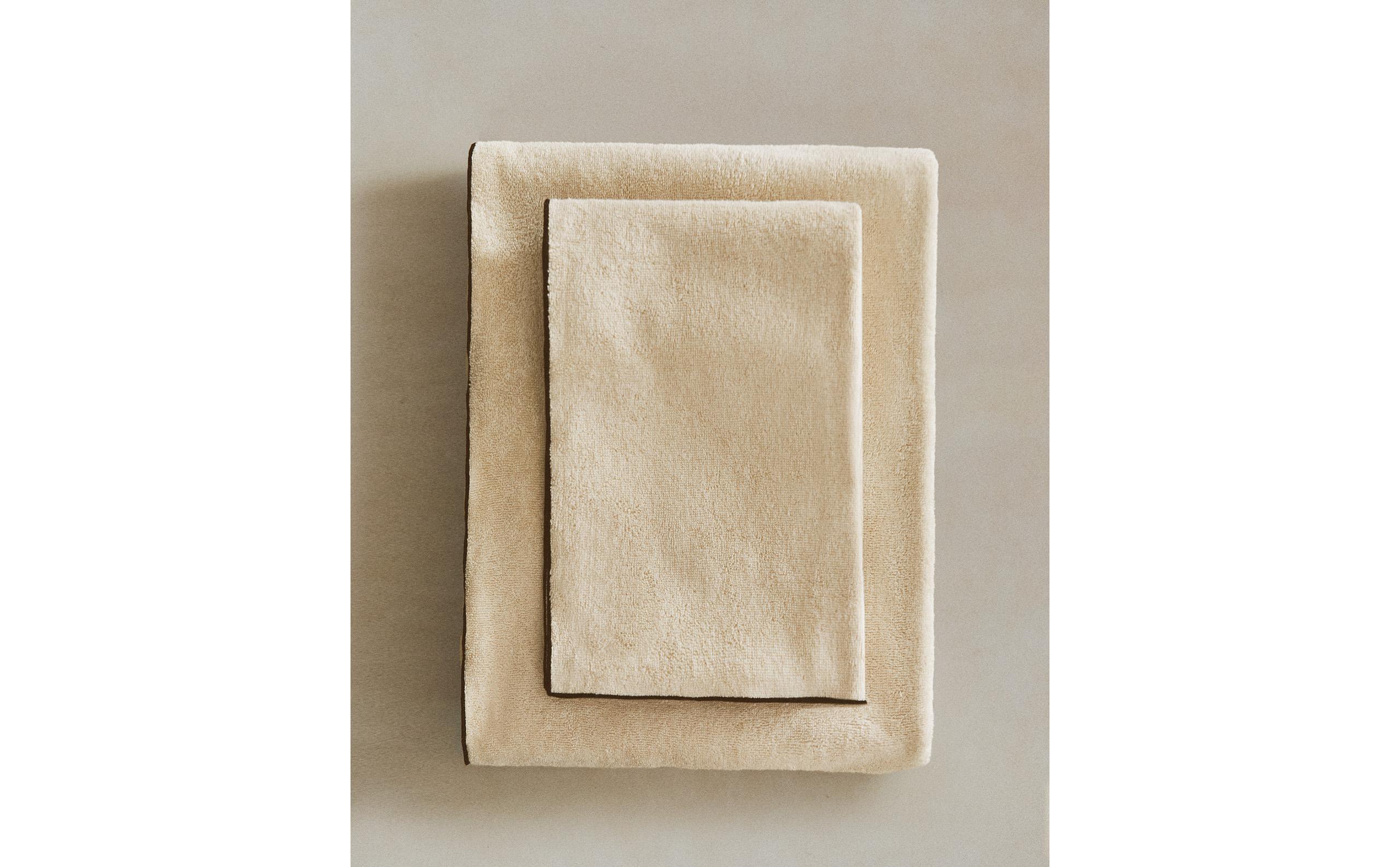 OVERLOCK COTTON BATH TOWEL | Zara Home United States of America