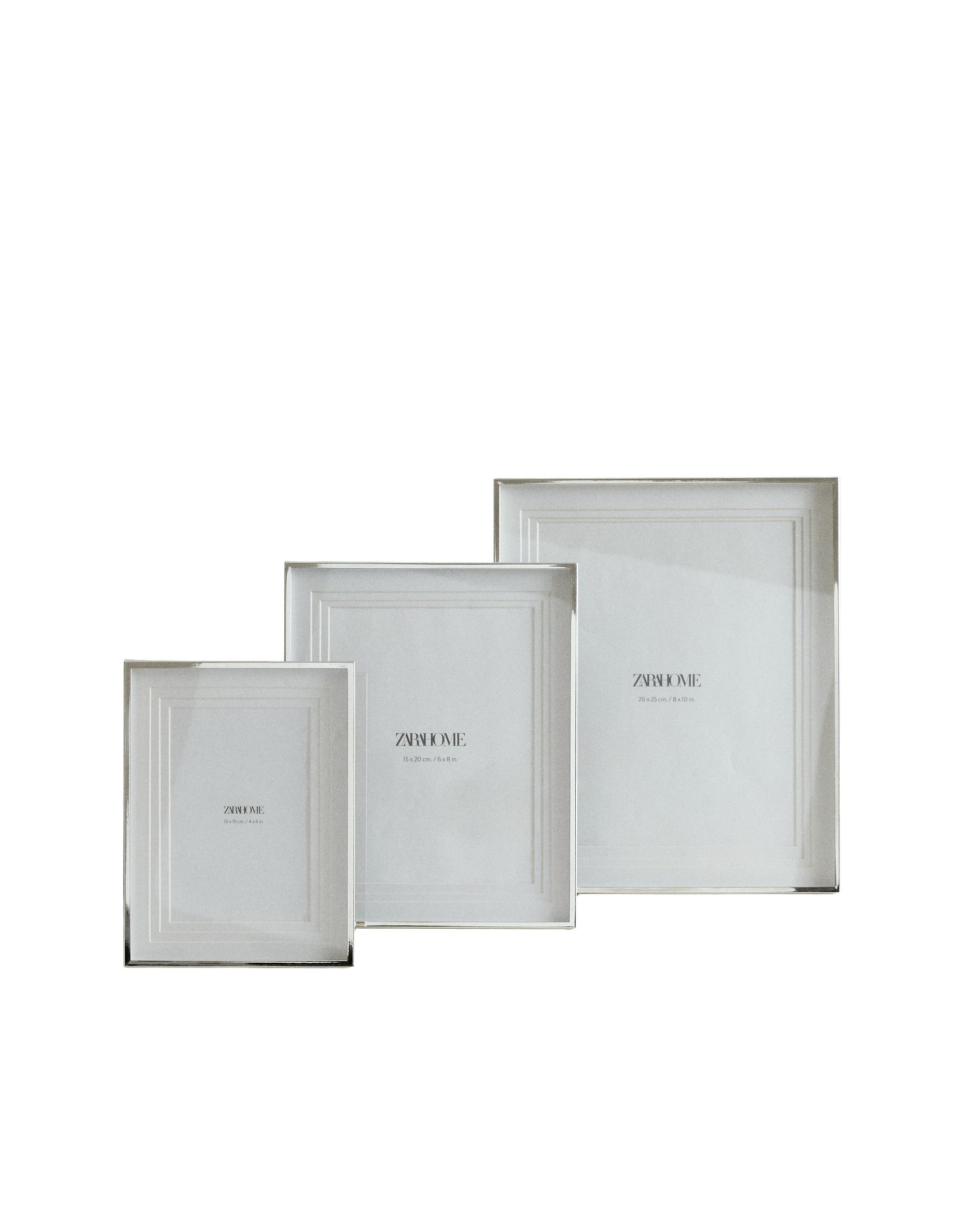 段付きマットボード付きメタルフォトフレーム | Zara Home 日本/Japan