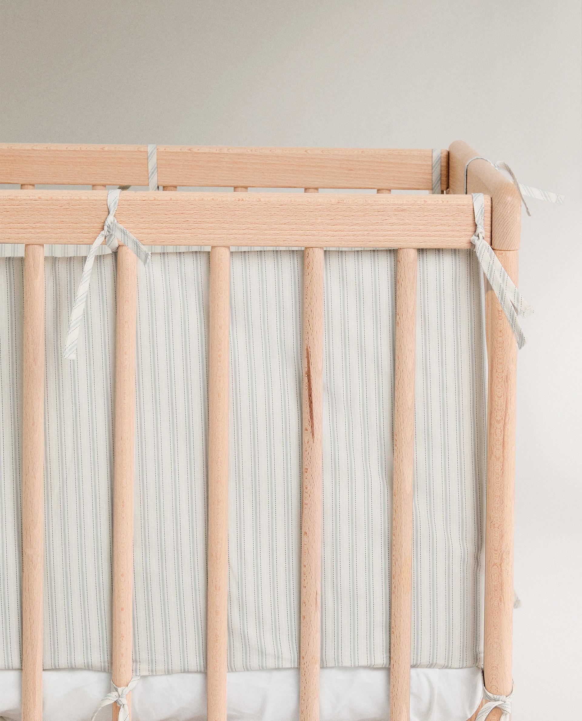 CHICHONERA BEBÉ RAYAS Zara Home México