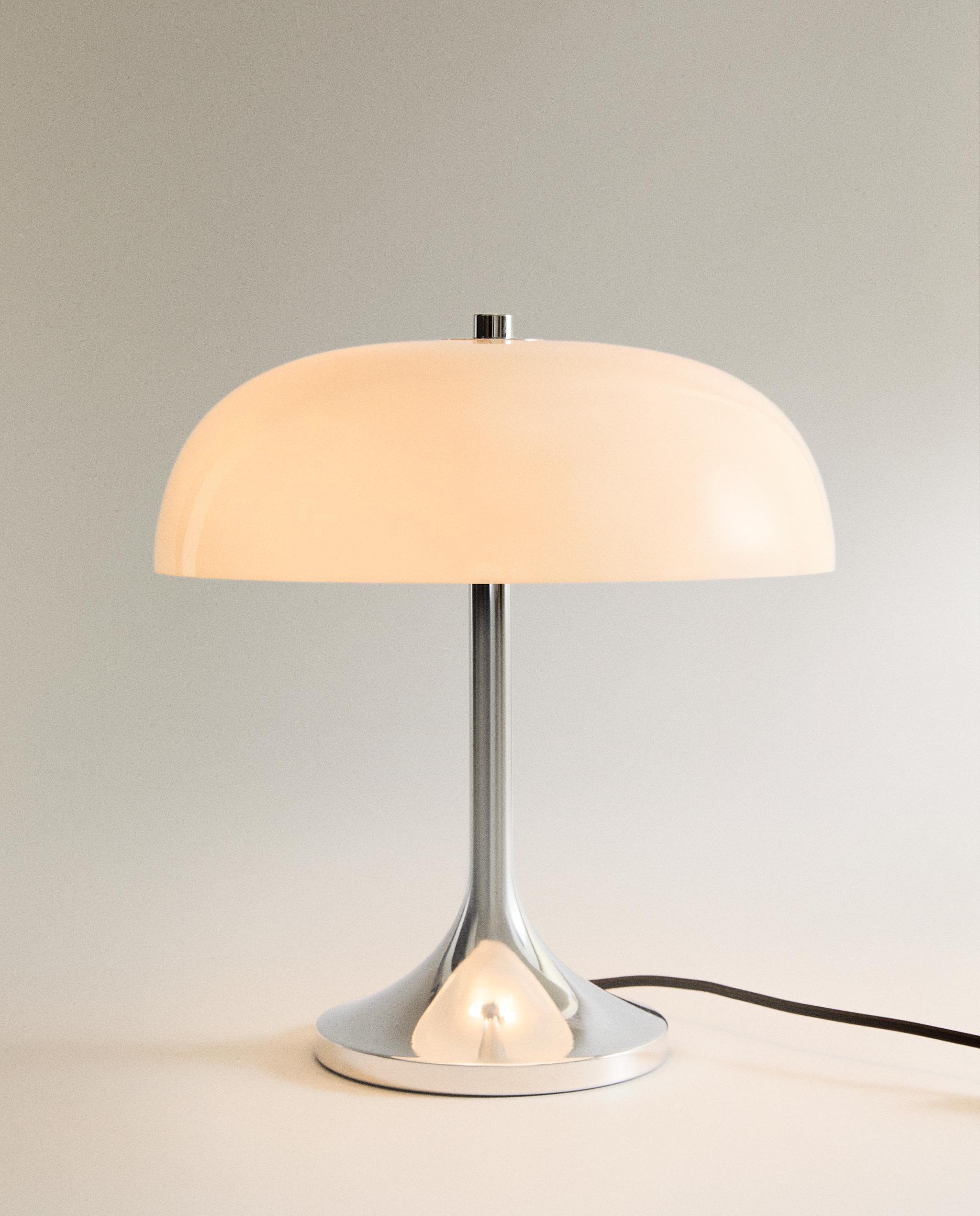 METAL AND GLASS TABLE LAMP product thumbnail 4