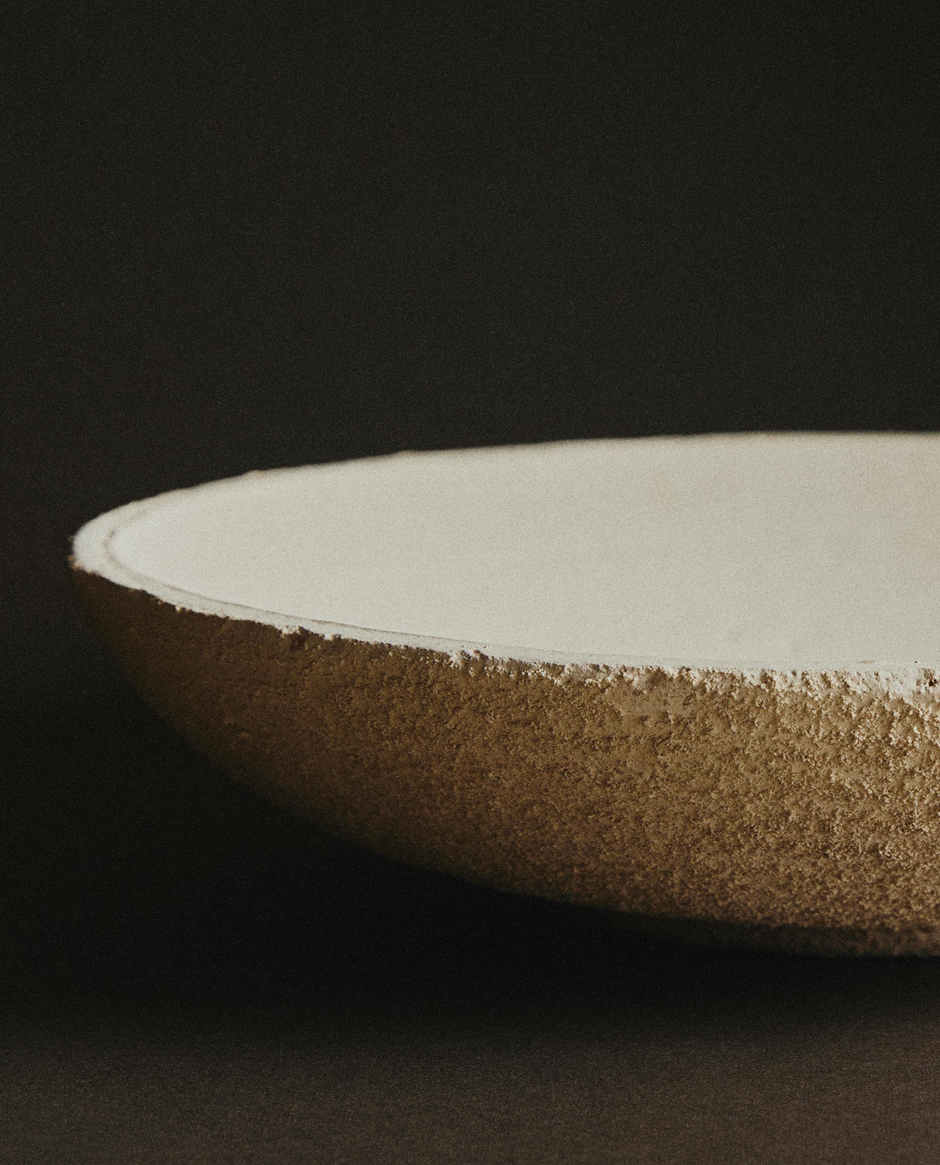 ROUGH-TEXTURE CERAMIC TRAY | Zara Home United States of America