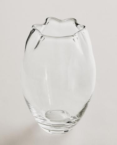 WAVY VASE