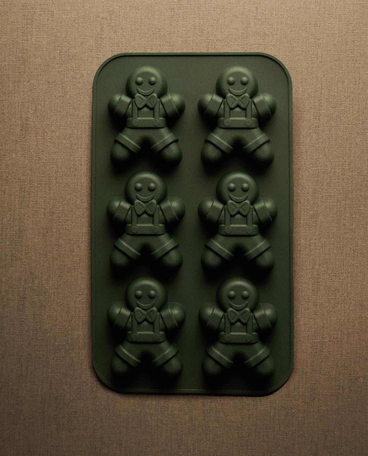 BAKVORM PEPERKOEKJES KERSTMIS - ALLES BEKIJKEN - KERST - KERSTDINERS | Zara Home Nederland | Zara Home Nederland