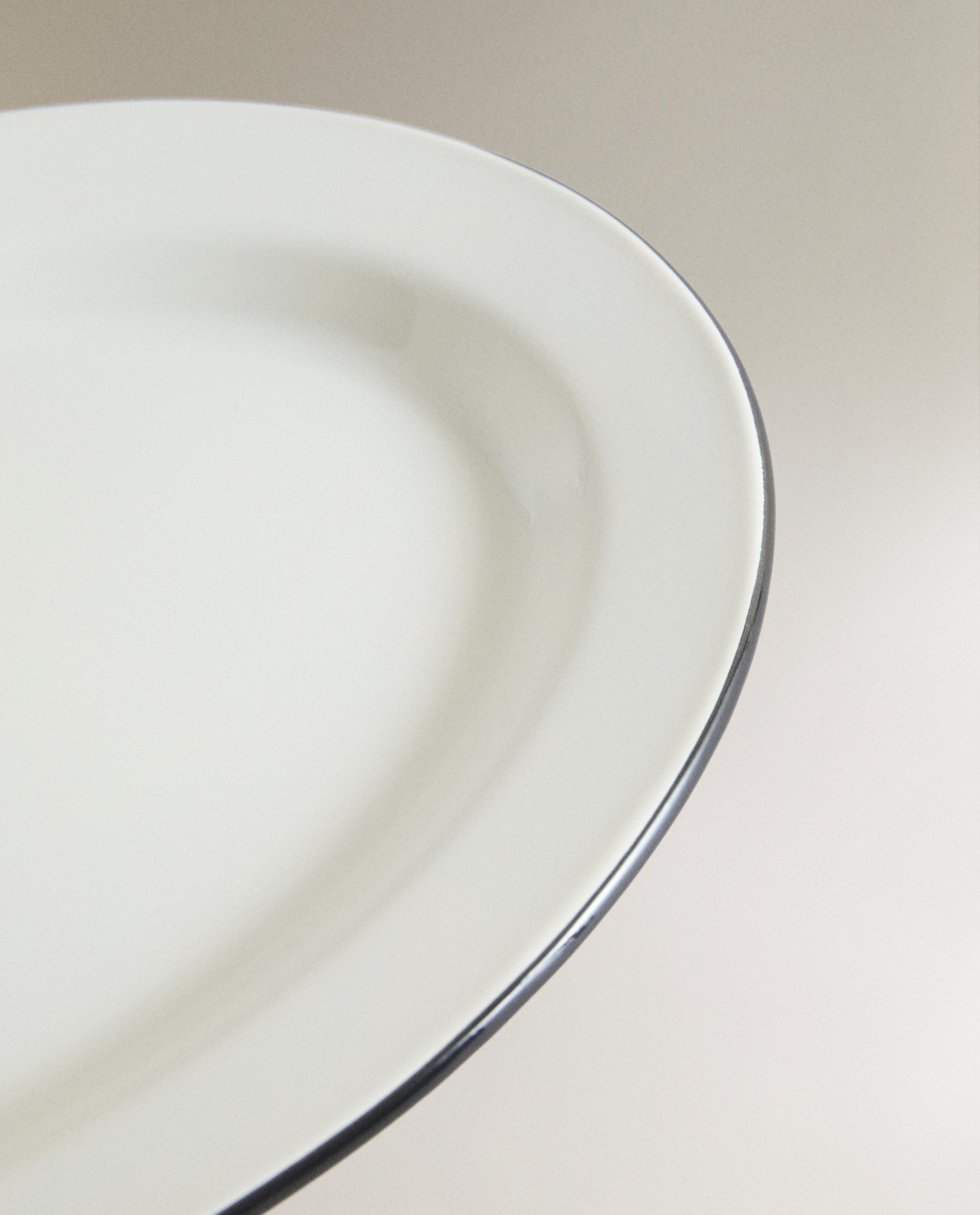 IRON RIM SERVING DISH product thumbnail 7