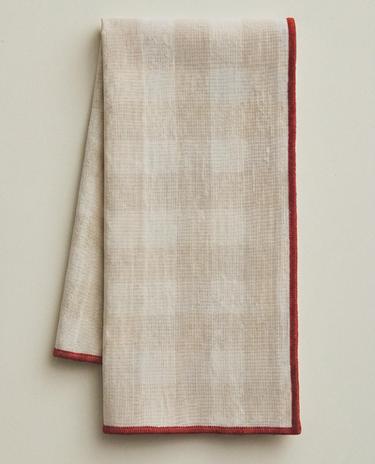 LOT DE 2 SERVIETTES DE TABLE CARREAUX SURPIQÛRES