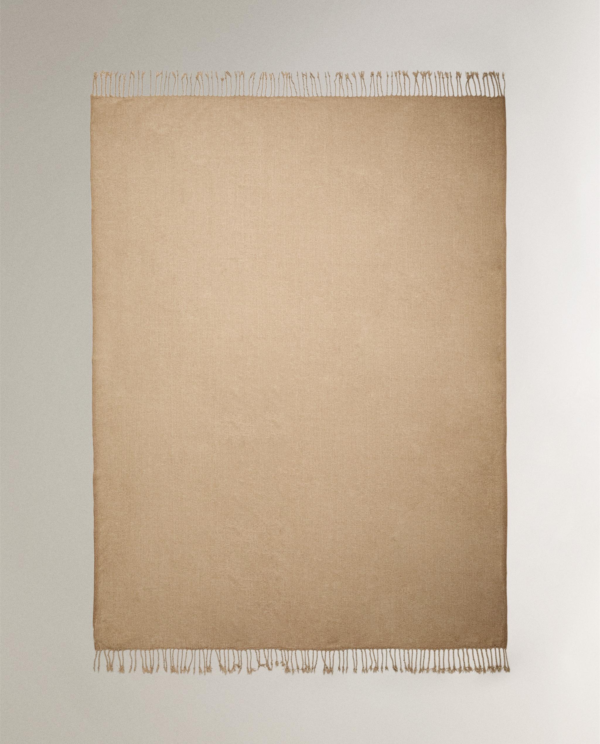 CHENILLE THROW product thumbnail 4