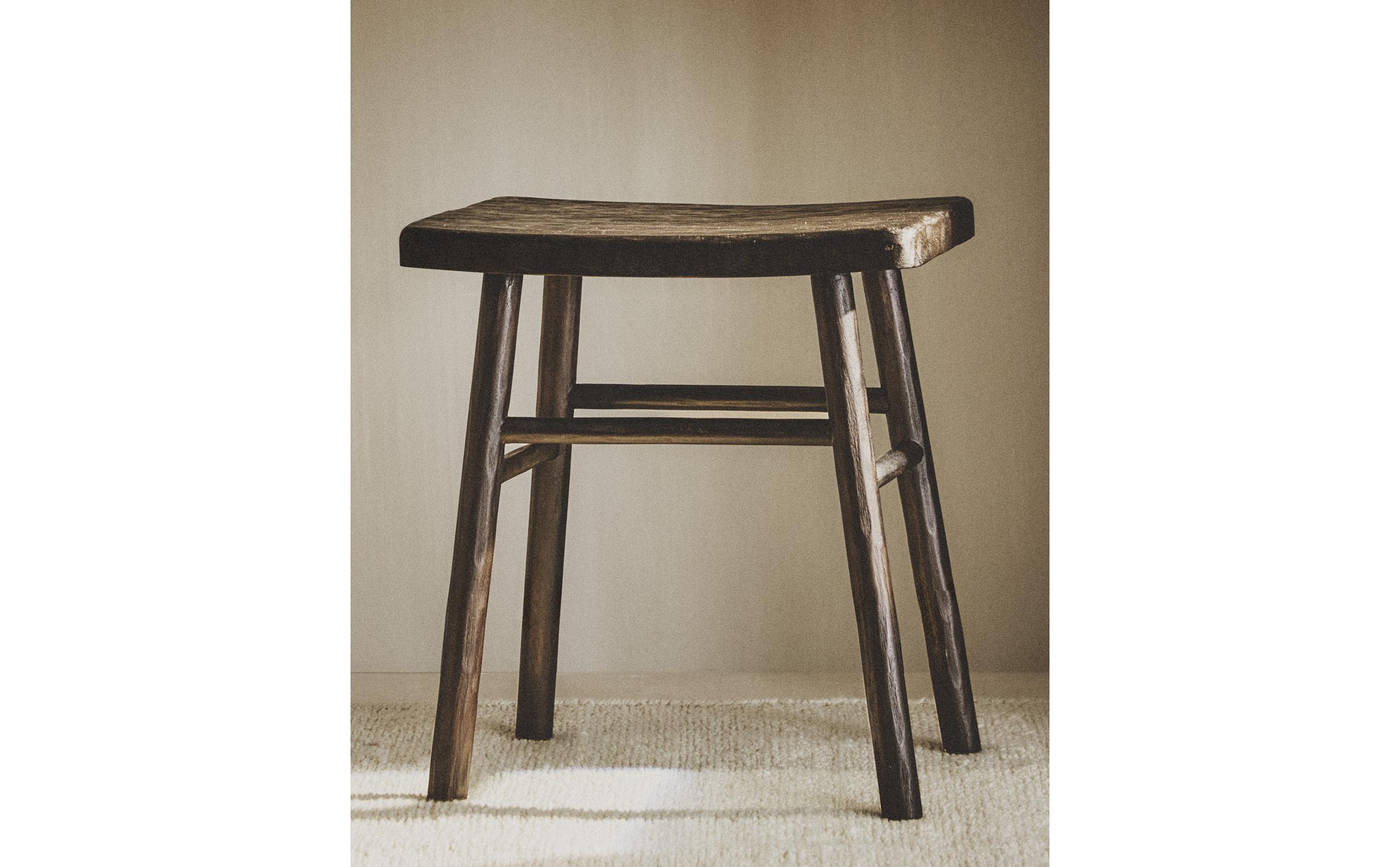 ハンマードウッドスツール | Zara Home 日本/Japan