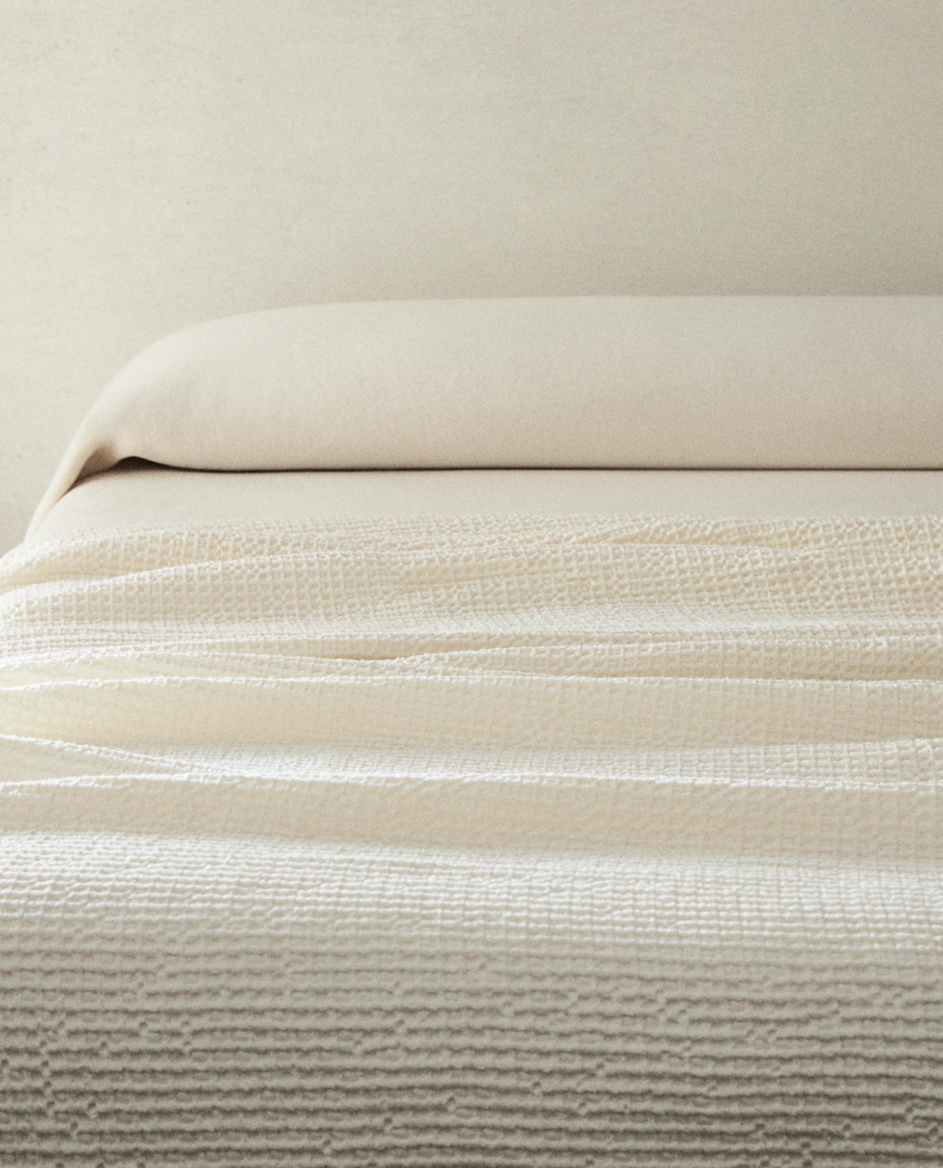 ドット キルティング ベッドカバー | Zara Home 日本/Japan