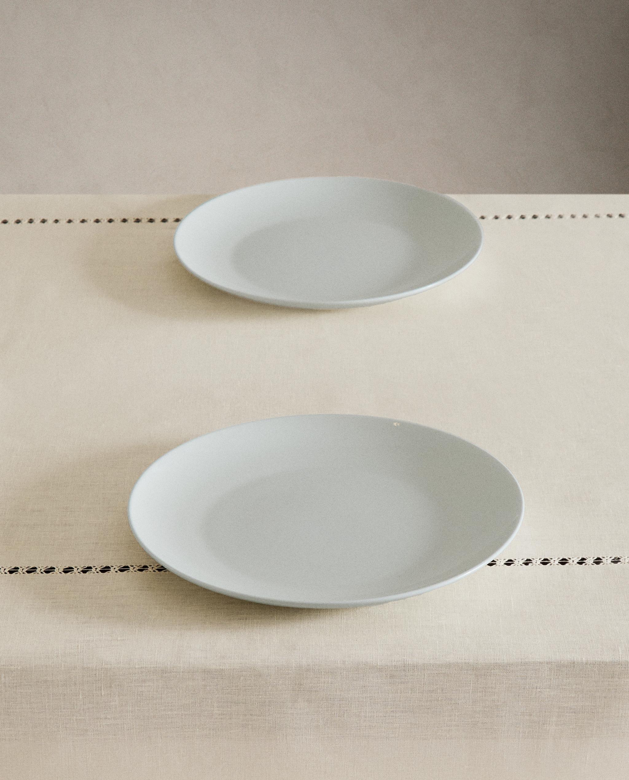 HEMSTITCHED INSERT LINEN TABLECLOTH product thumbnail 3