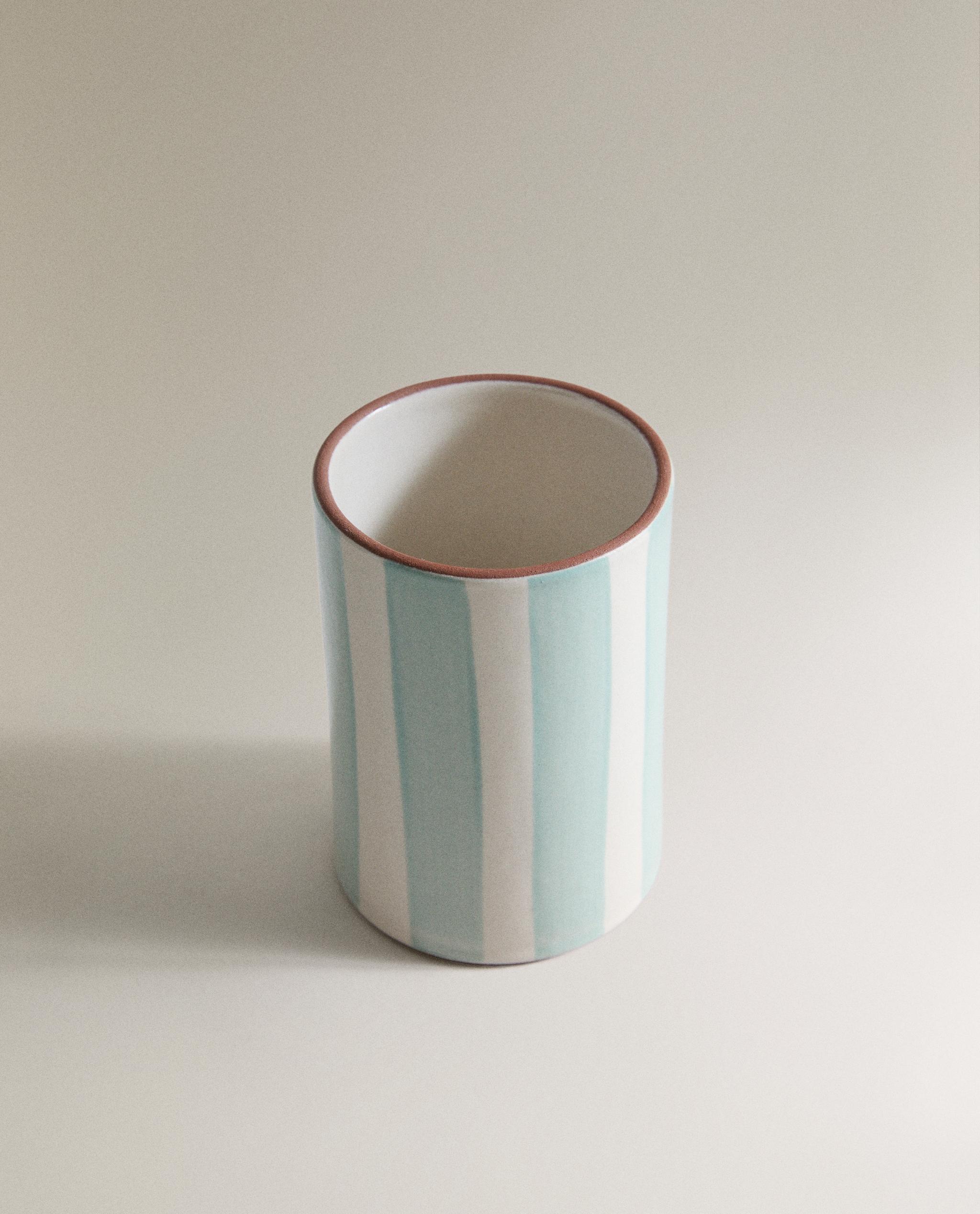 STRIPED CERAMIC TOOTHBRUSH HOLDER product thumbnail 3