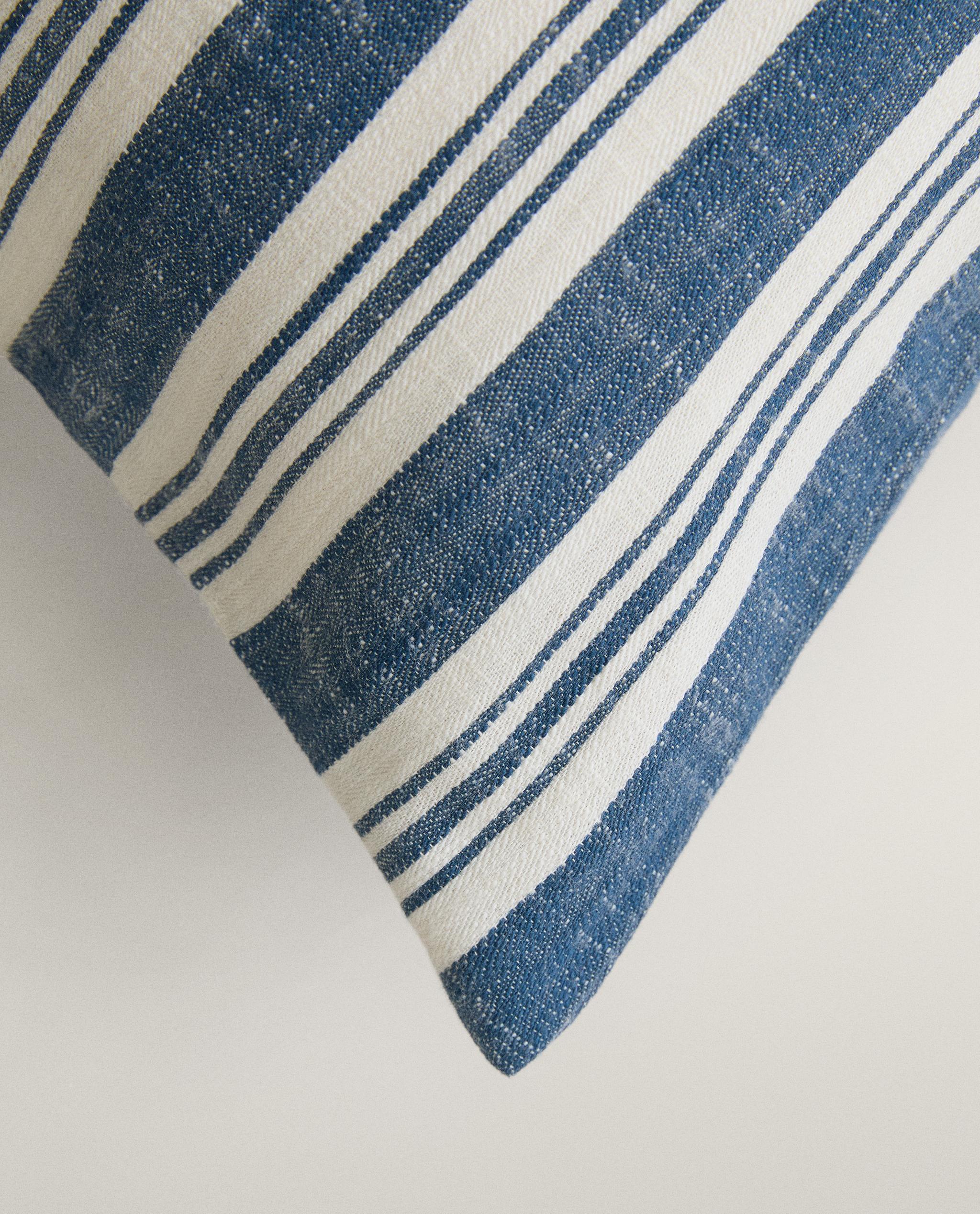 STRIPED CUSHION COVER product thumbnail 6