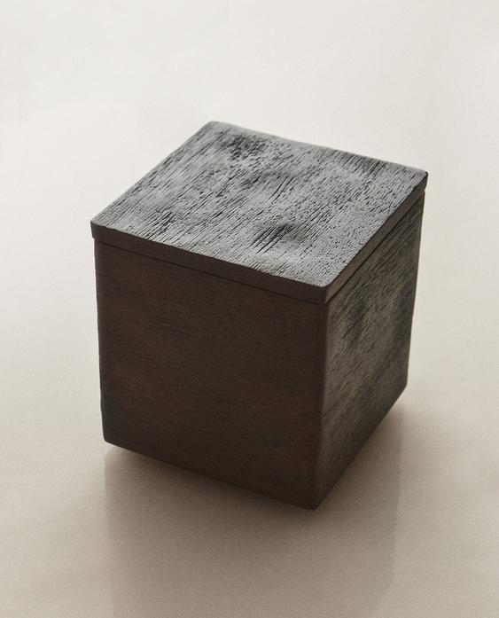 SMALL WOODEN BOX WITH LID