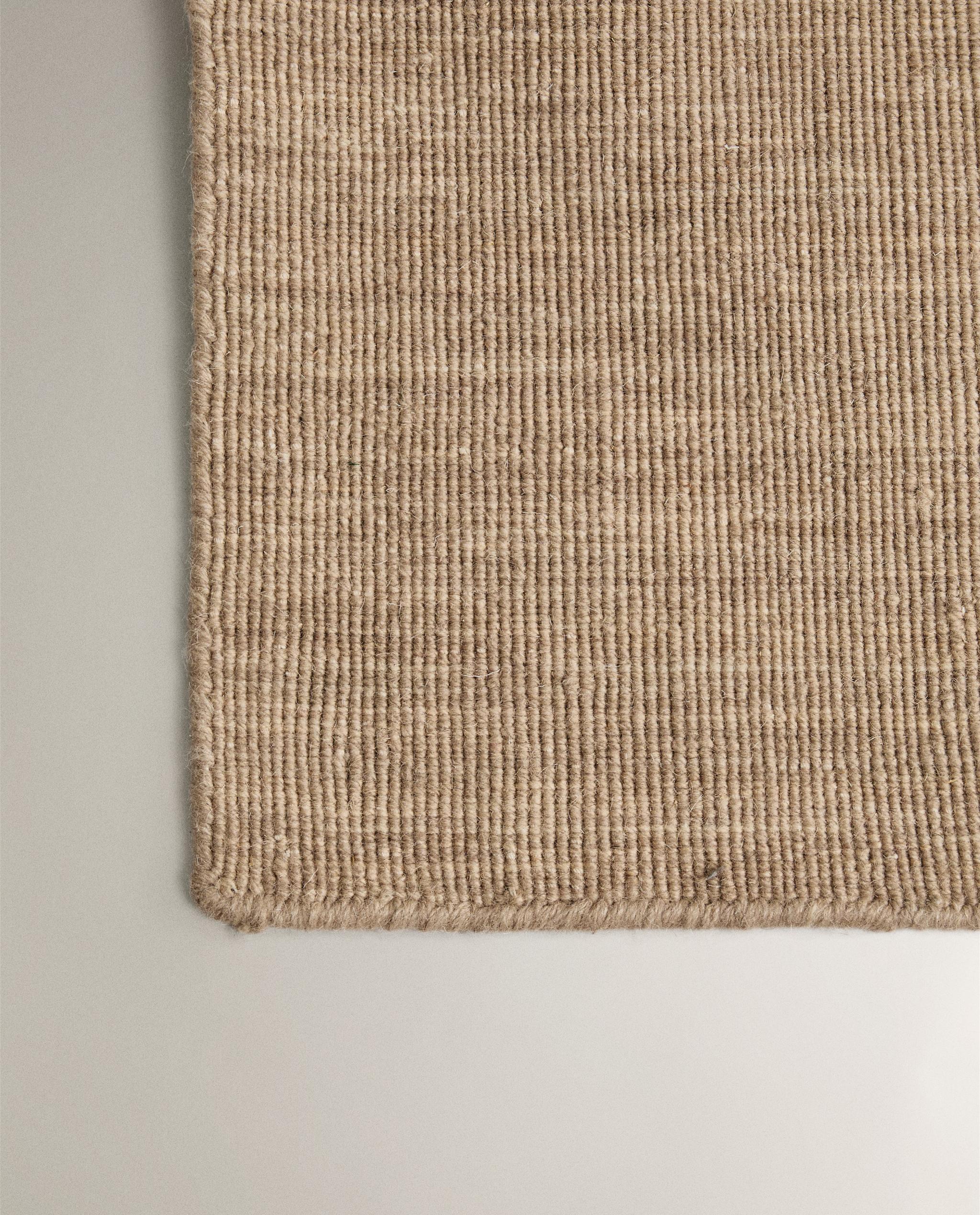 COTTON AND WOOL RUG WITH KNOTS product thumbnail 8