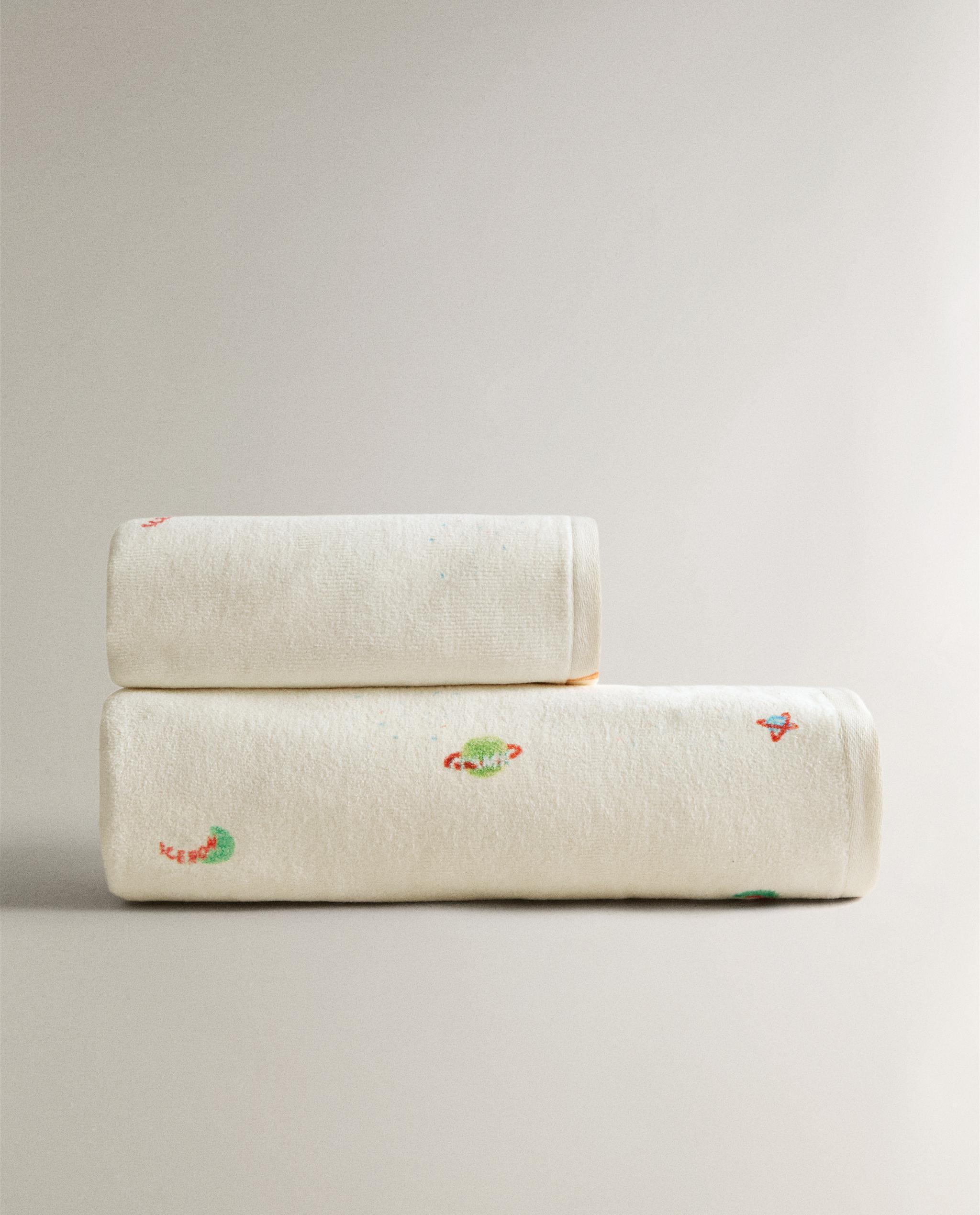 CHILDREN'S PLANET BATH TOWEL product thumbnail 8