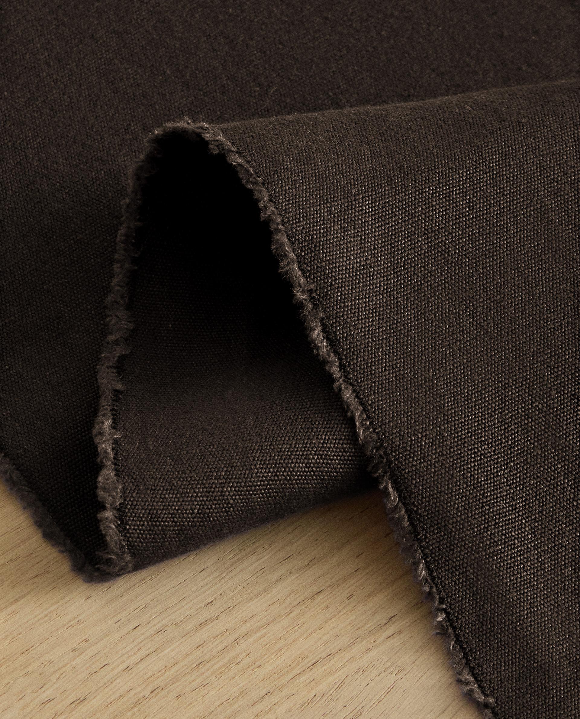TABLE RUNNER 01 product thumbnail 16
