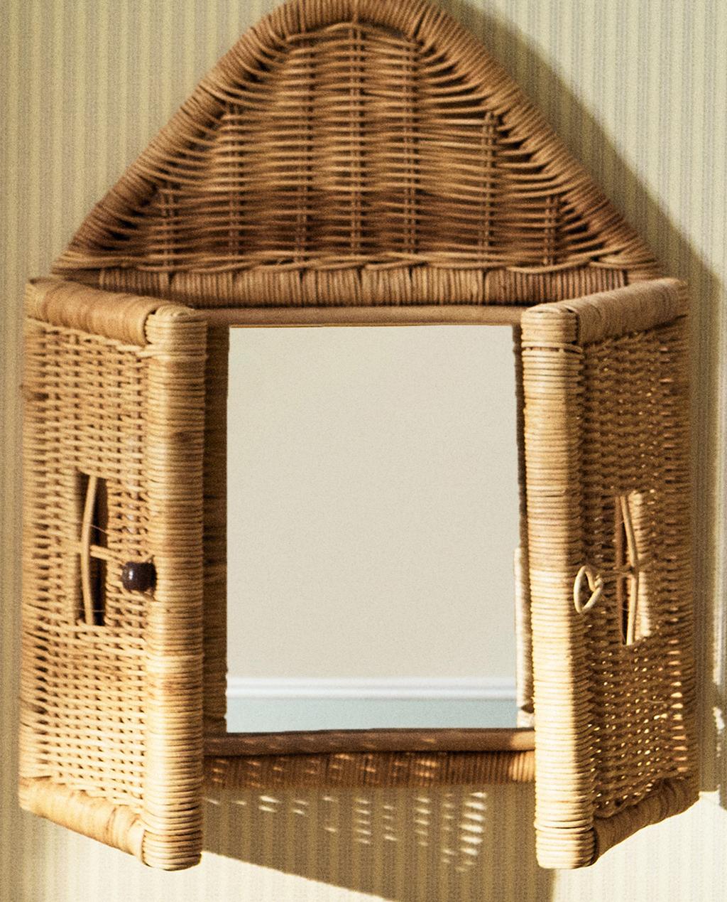 Kids'’ rattan house wall mirror