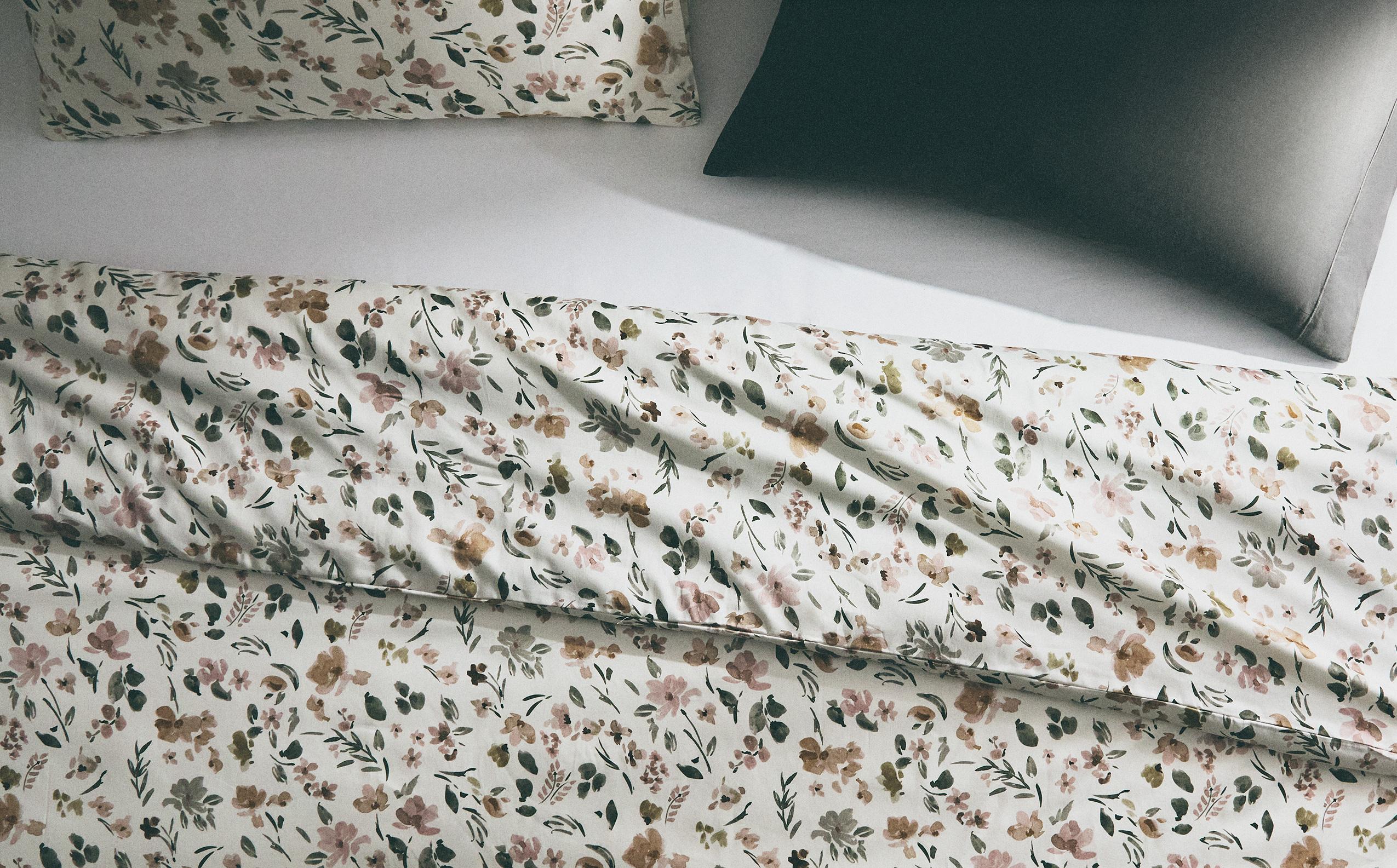 ZARA HOME - ZARAHOME ベッドカバー マルチカバーの通販 by