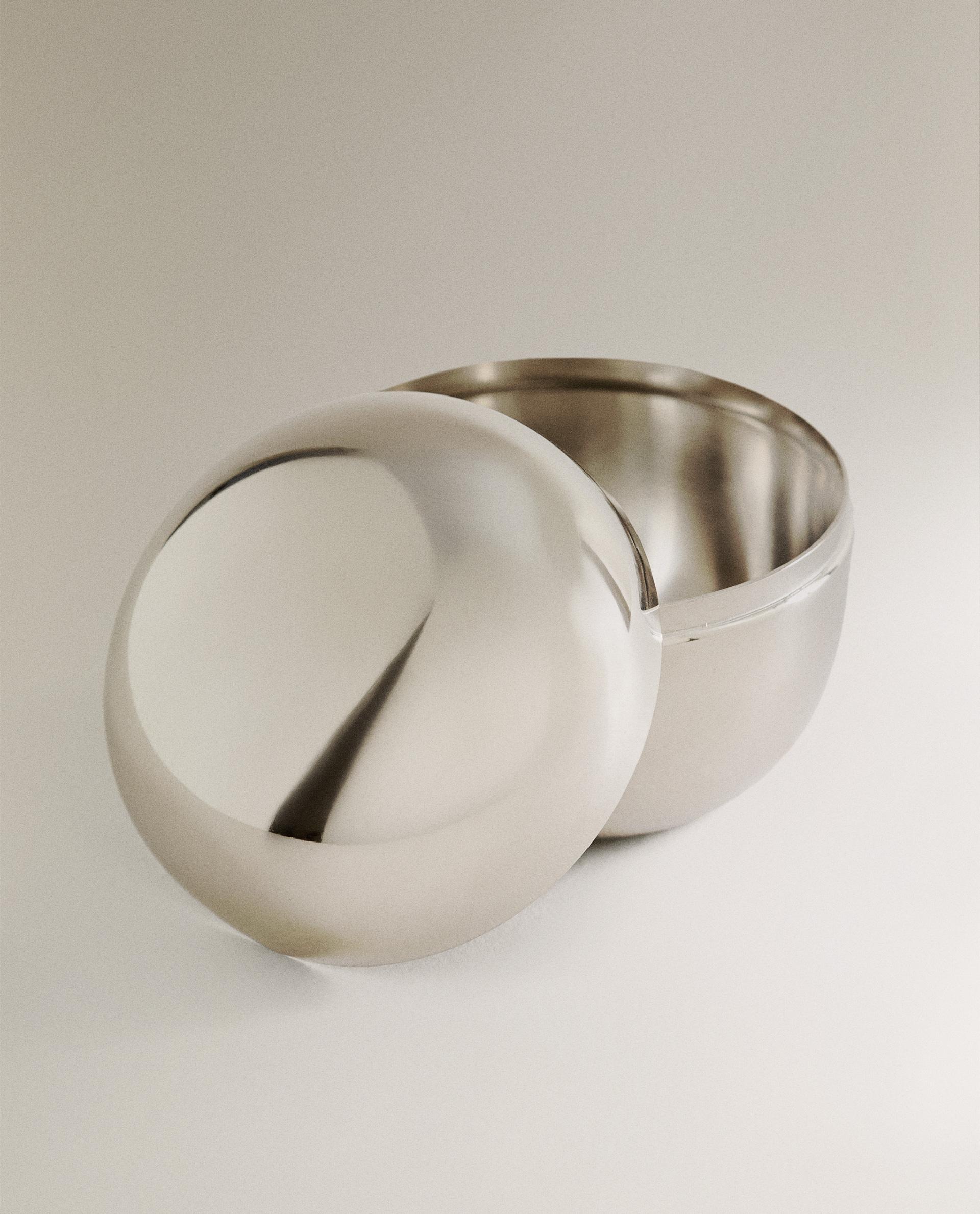 LARGE ROUND STAINLESS STEEL BOX product thumbnail 7