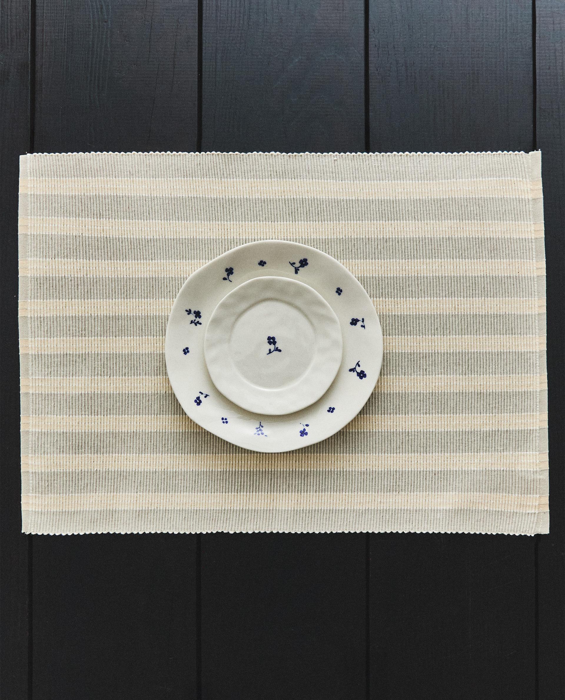 حزمة مفارش مخططة (حزمة 2 قطعة) حزمة مفارش مخططة (حزمة 2 قطعة)