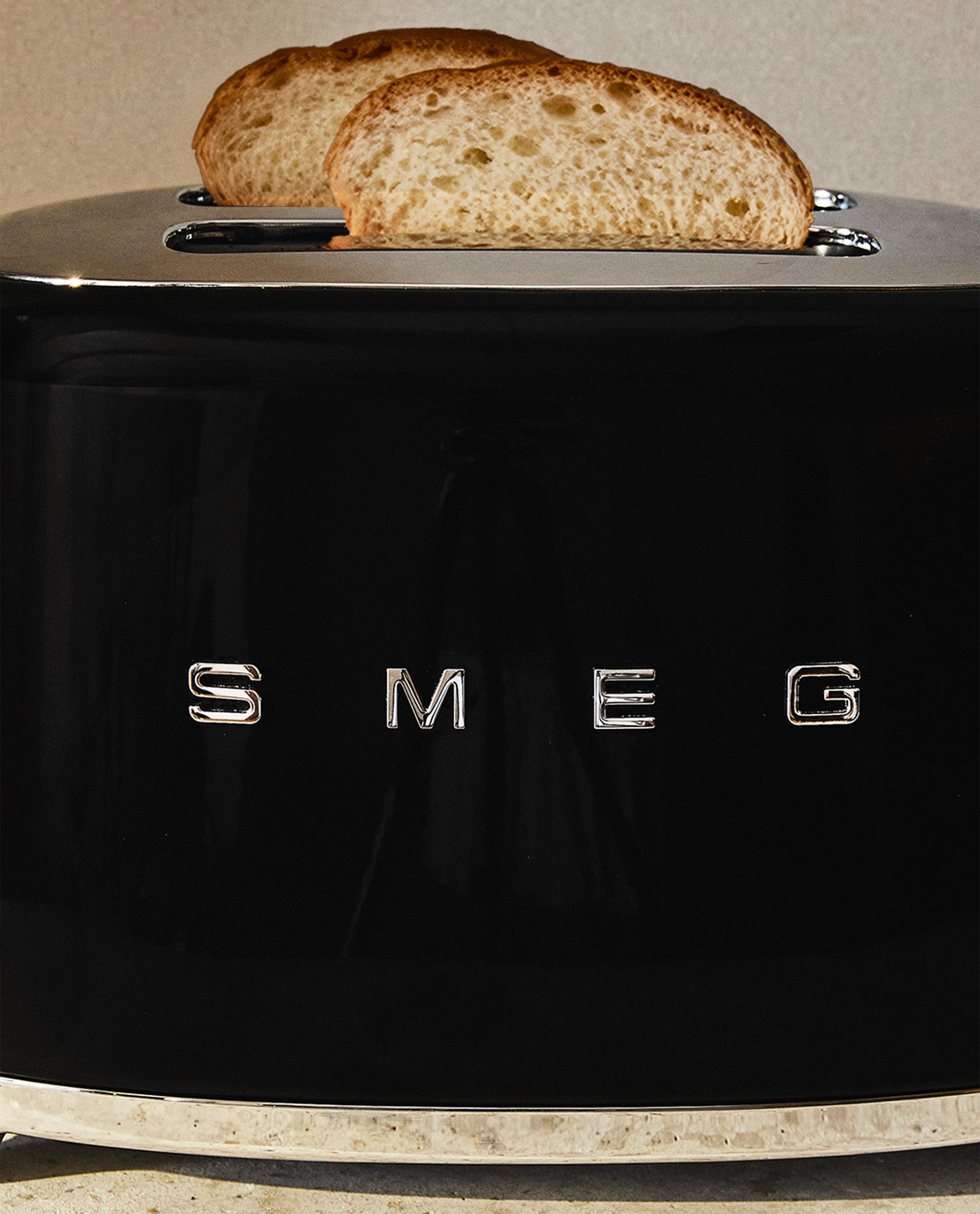 SMEG TOASTER