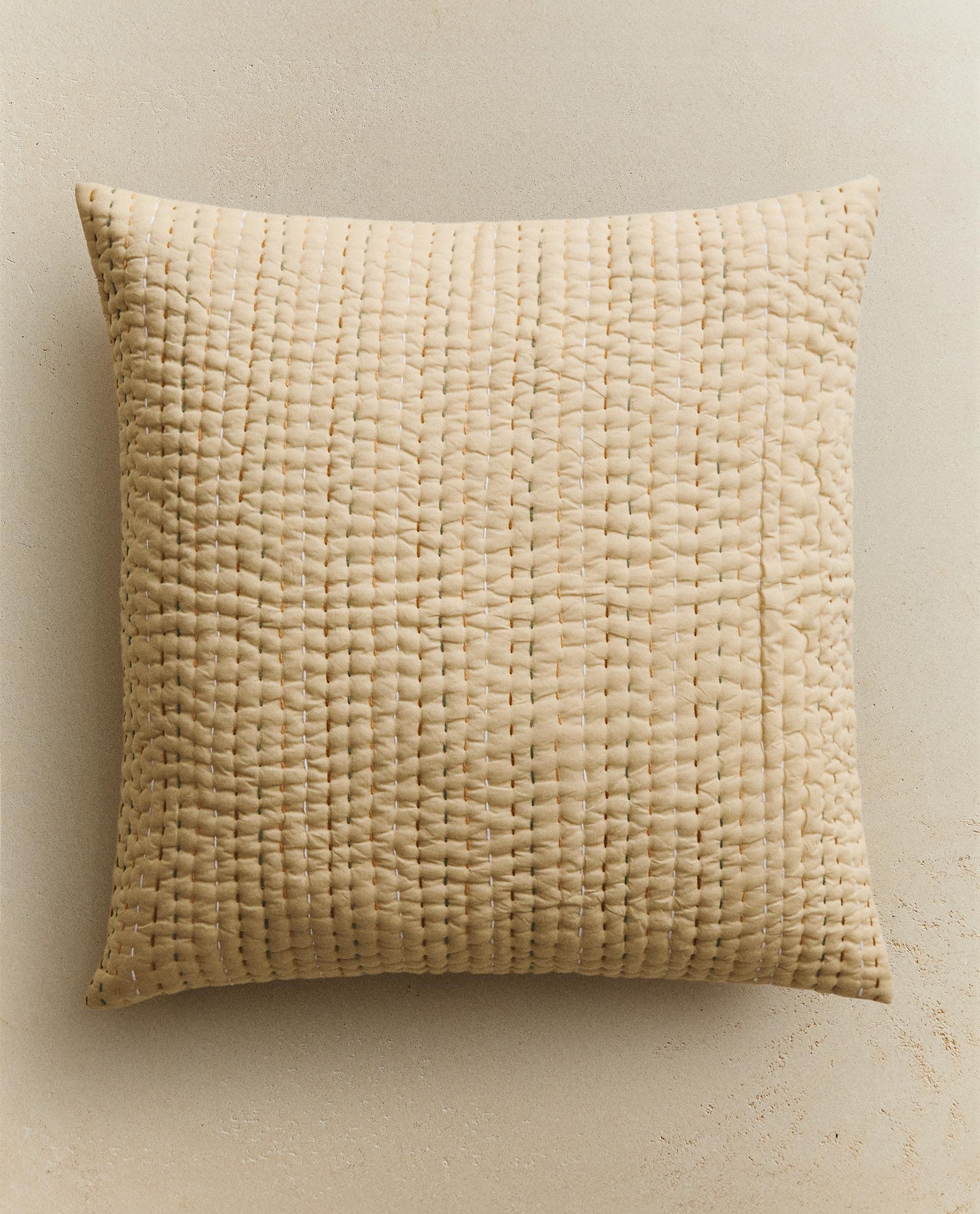 トップステッチ クッションカバー | Zara Home 日本/Japan