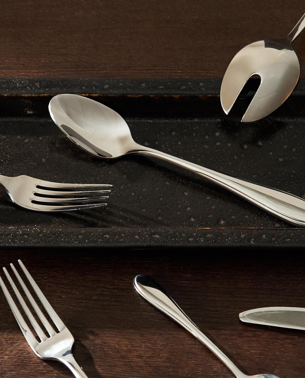 CLASSIC CUTLERY SET