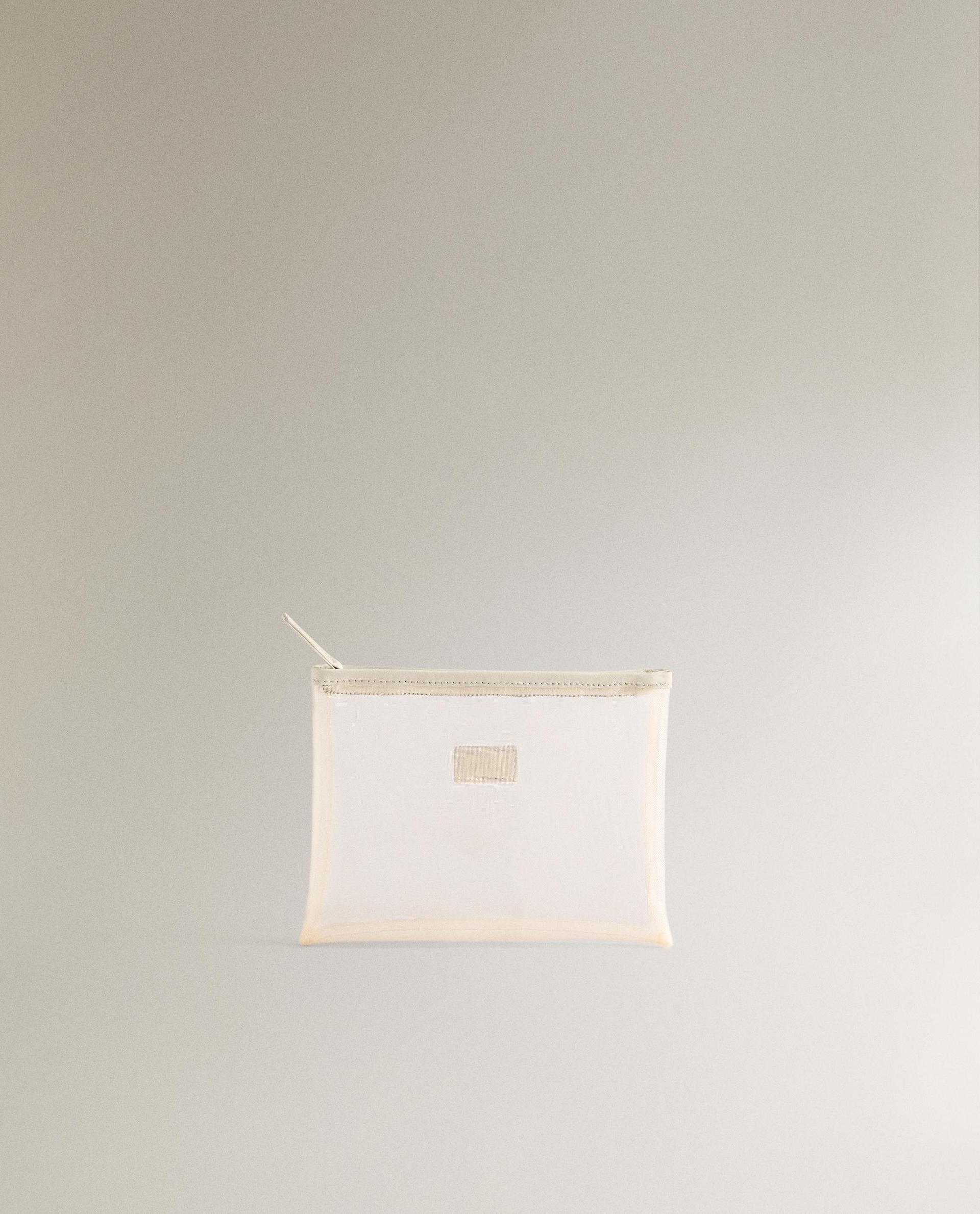 MALI NESESER S MREŽICOM MALI NESESER S MREŽICOM