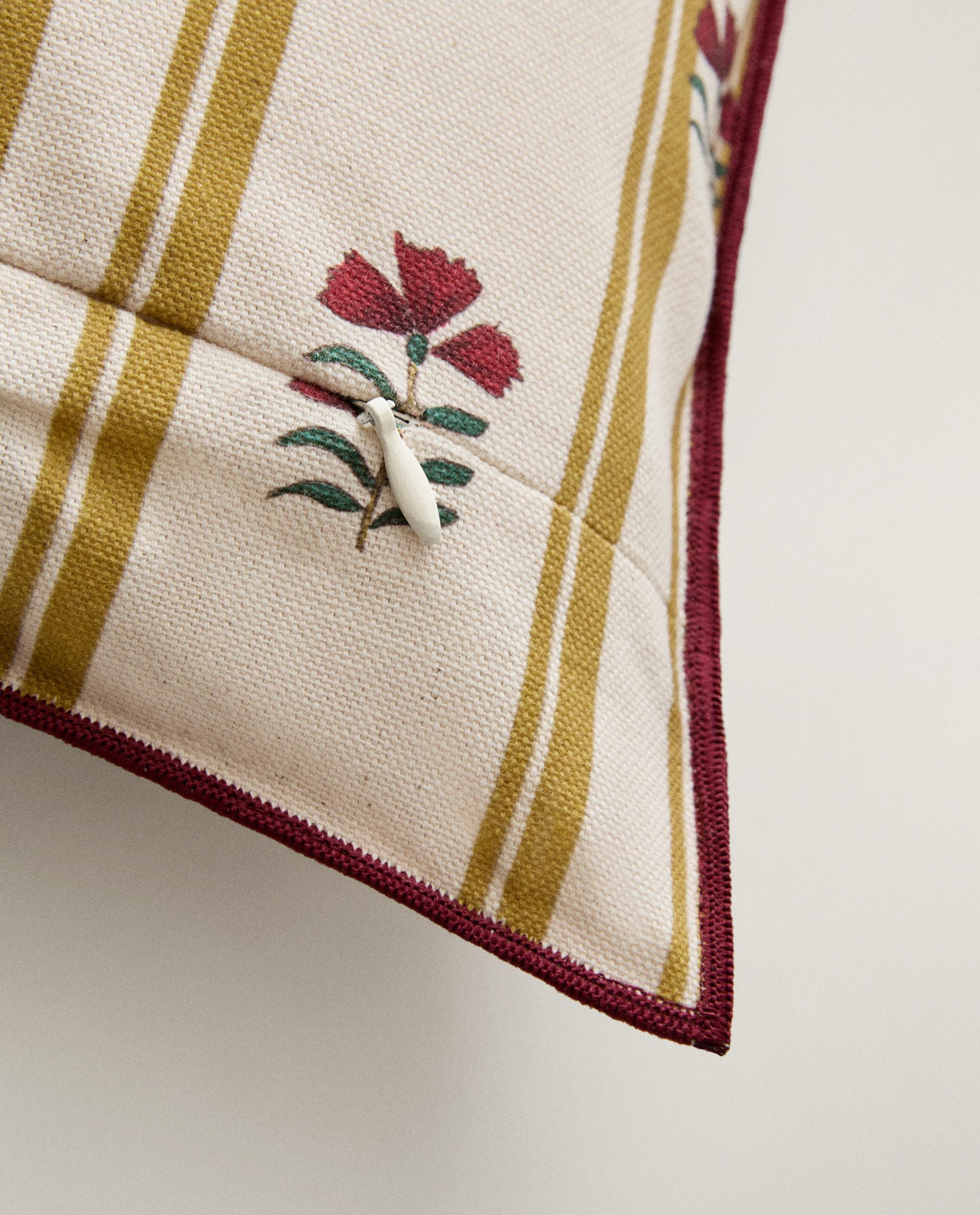 STRIPED AND FLORAL CUSHION COVER product thumbnail 9