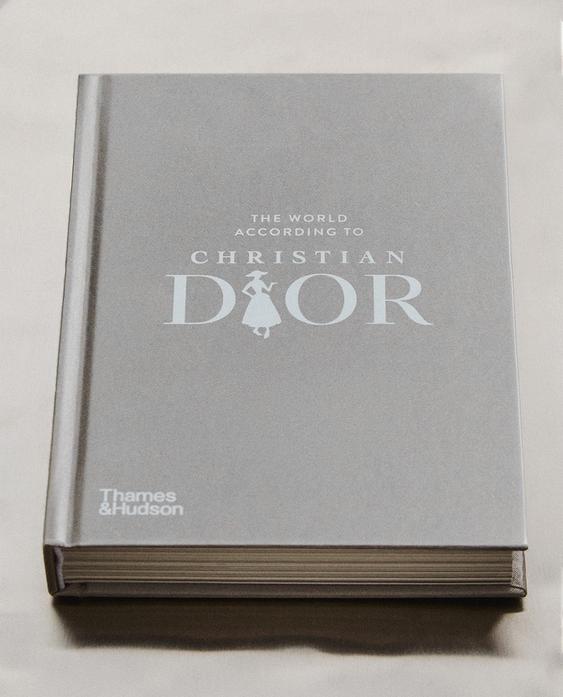 THE WORLD ACCORDING TO CHRISTIAN DIOR BOOK (ENGLISH) THE WORLD ACCORDING TO CHRISTIAN DIOR BOOK (ENGLISH)