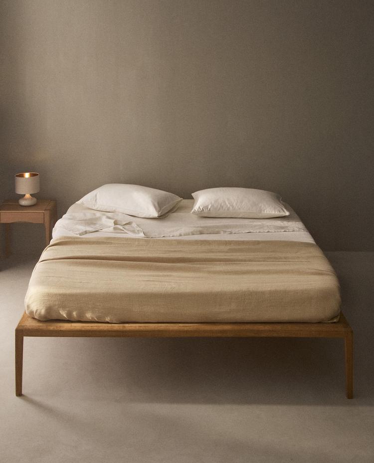 ESTRUTURA DE CAMA DE MADEIRA