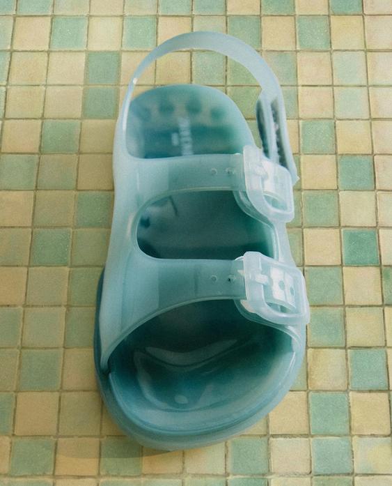 OTROŠKI SANDALI Z DVEMA ZAPONKAMA