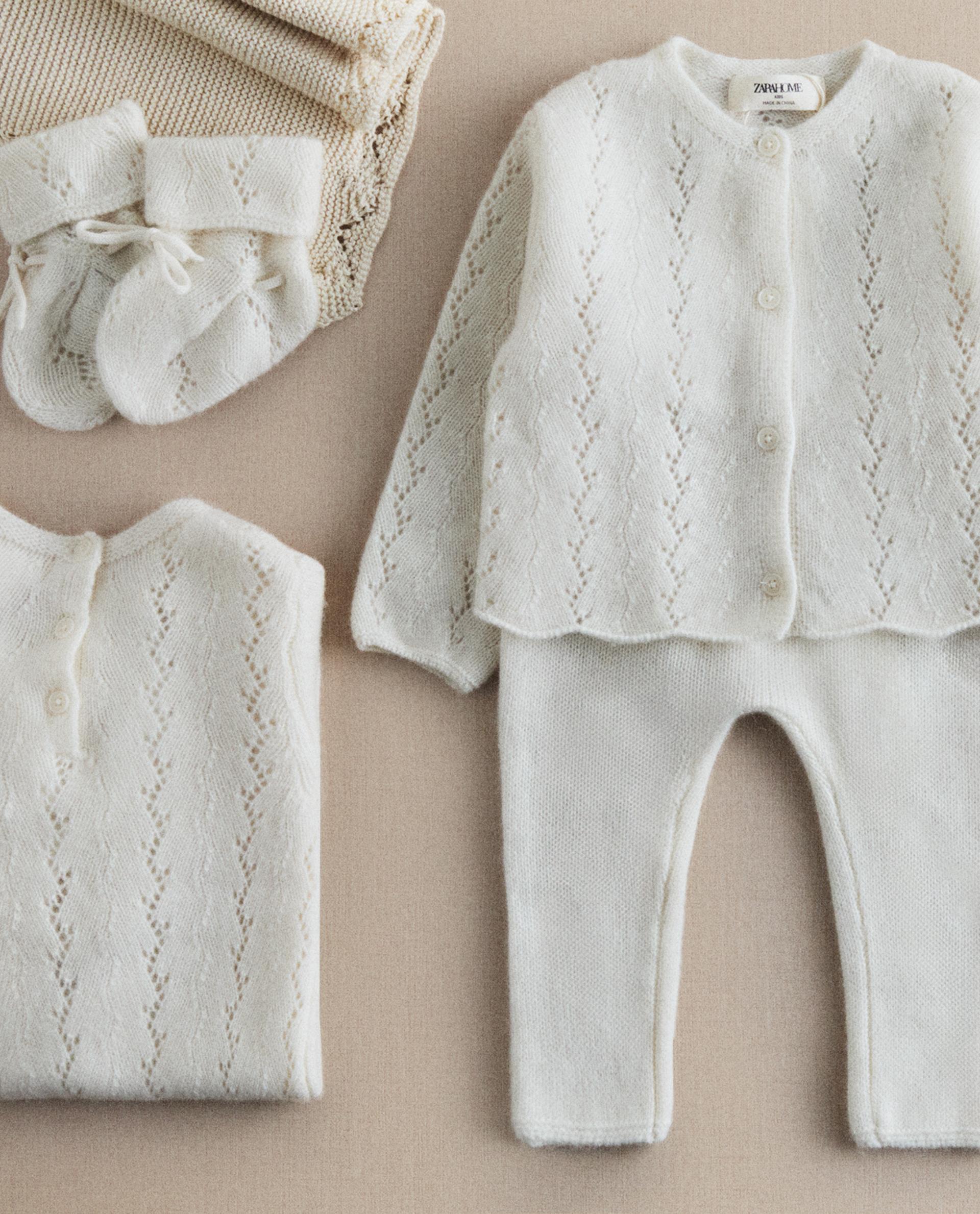 SET HAINE BEBELUȘ CAȘMIR SET HAINE BEBELUȘ CAȘMIR