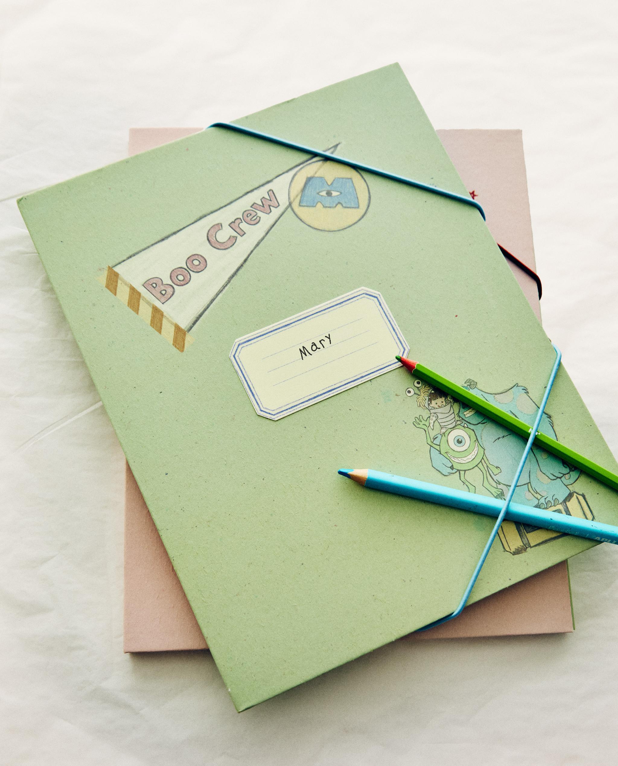 PACK OF KIDS’ MONSTERS, INC. ©DISNEY/PIXAR FOLDERS (PACK OF 2) product thumbnail 10