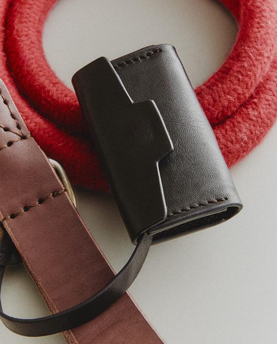 ODINIS AUGINTINIO MAIŠELIŲ DĖKLAS ODINIS AUGINTINIO MAIŠELIŲ DĖKLAS