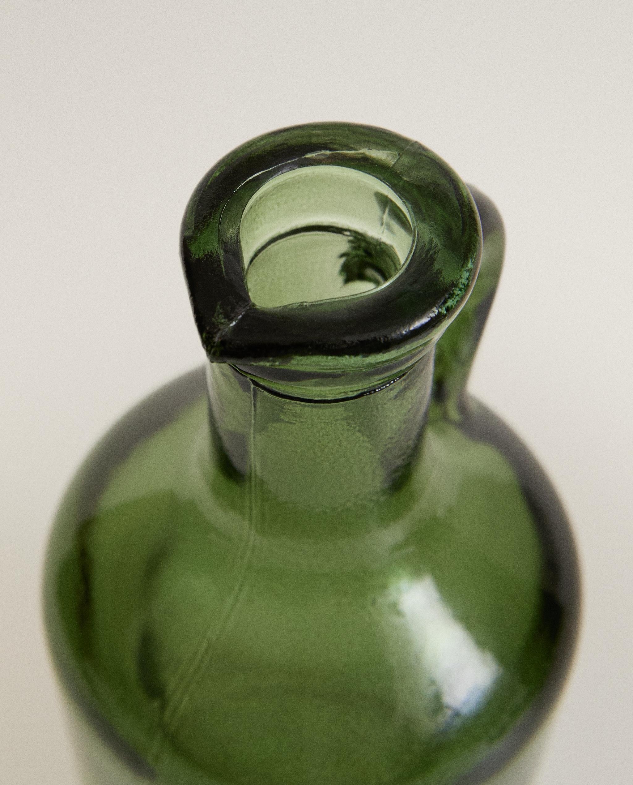 CRUET AND SALT SHAKER product thumbnail 2