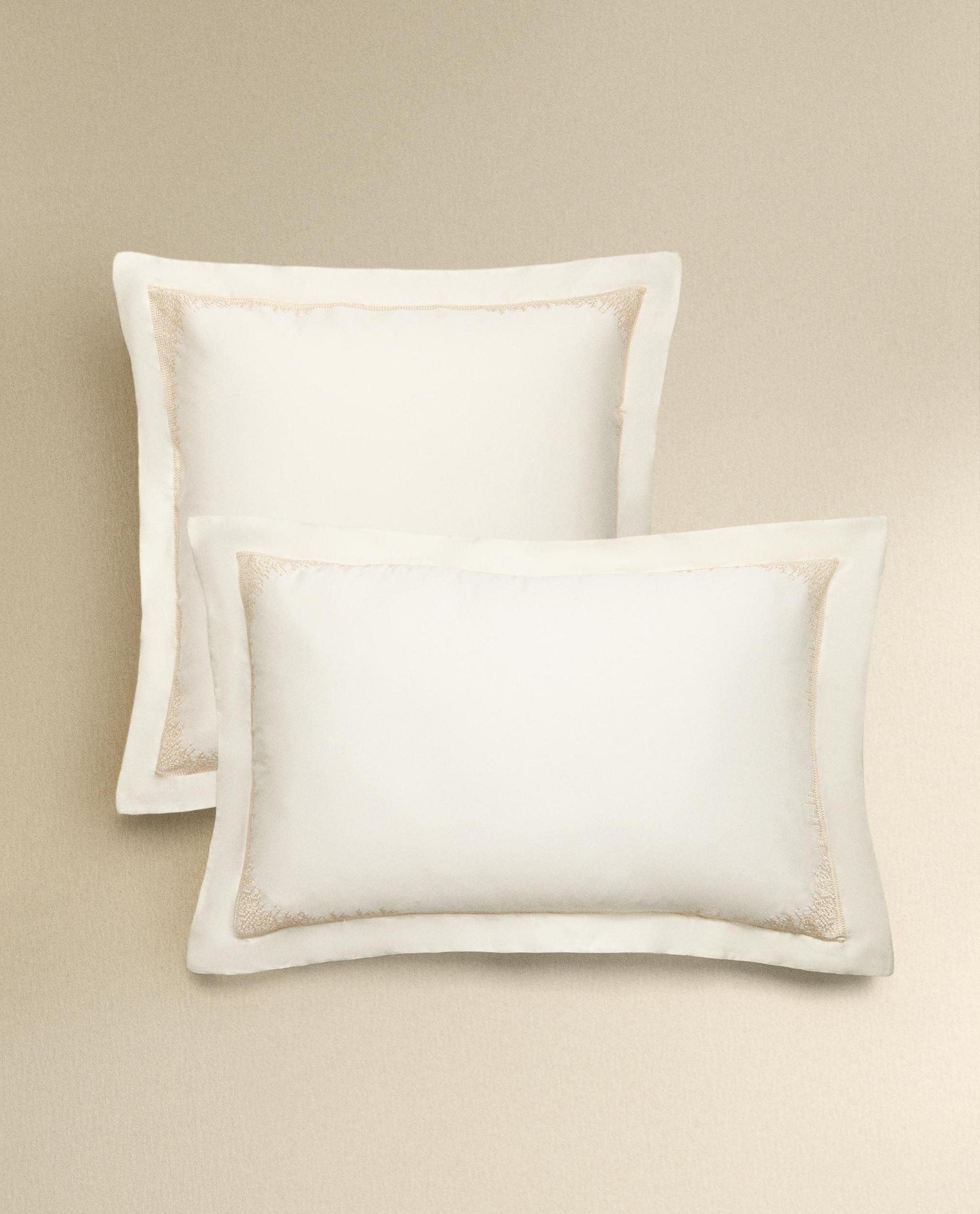 غلاف مخدة ساتان مطرز غلاف مخدة ساتان مطرز