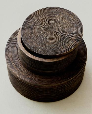 Boxes and jewellery boxes