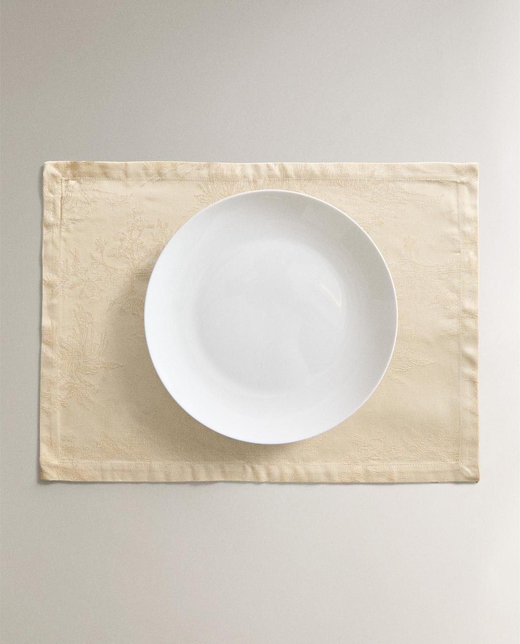 SET DE TABLE JACQUARD CHEVAL