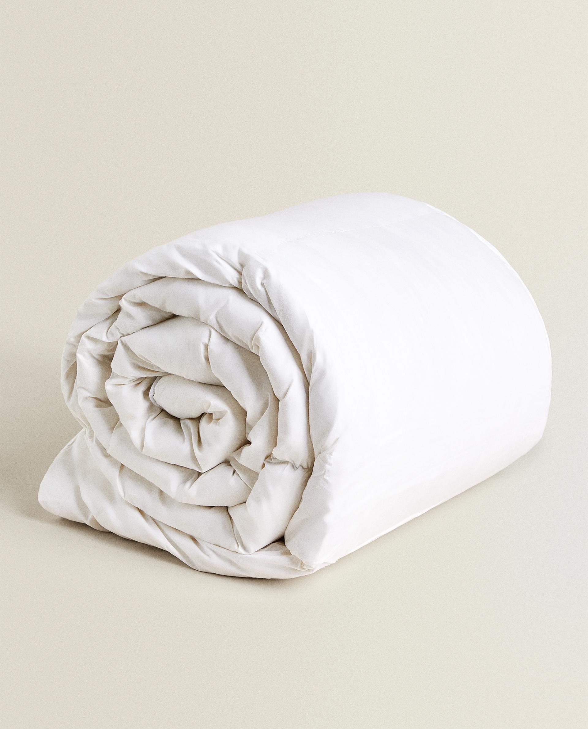 FEATHER AND DOWN DUVET FILLING (300 GXM²)