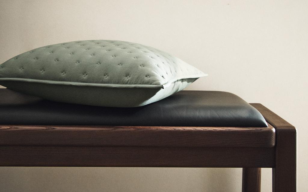 CAPA DE ALMOFADA DE EDREDOM ACOLCHOADO COM PONTOS