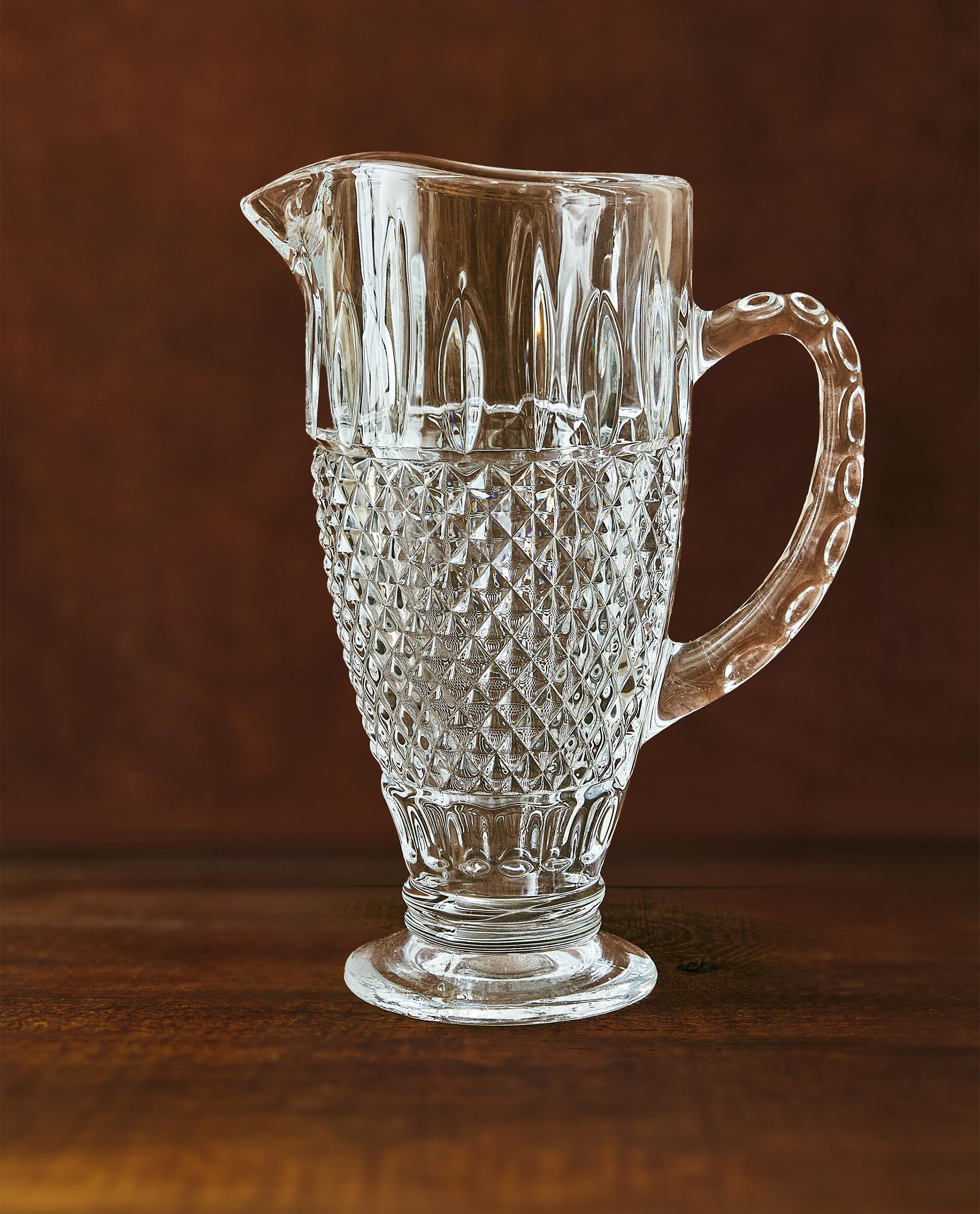 RAISED DESIGN GLASS JUG