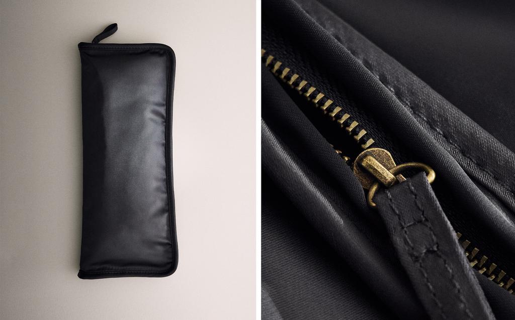 KULTURTASCHE AUS SATIN