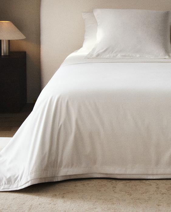 COTTON SATEEN DUVET COVER WITH PLEATED BORDER (1000 THREAD COUNT) COTTON SATEEN DUVET COVER WITH PLEATED BORDER (1000 THREAD COUNT)