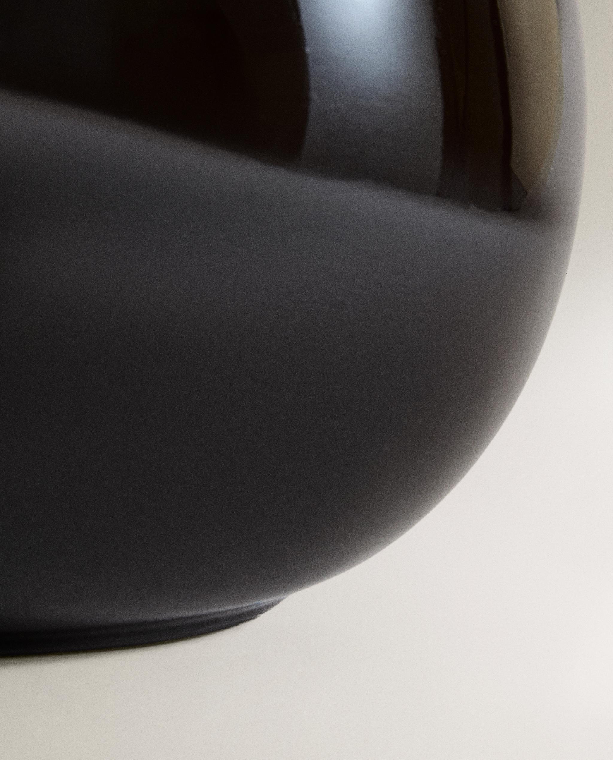 GLOSS SPHERE VASE product thumbnail 4