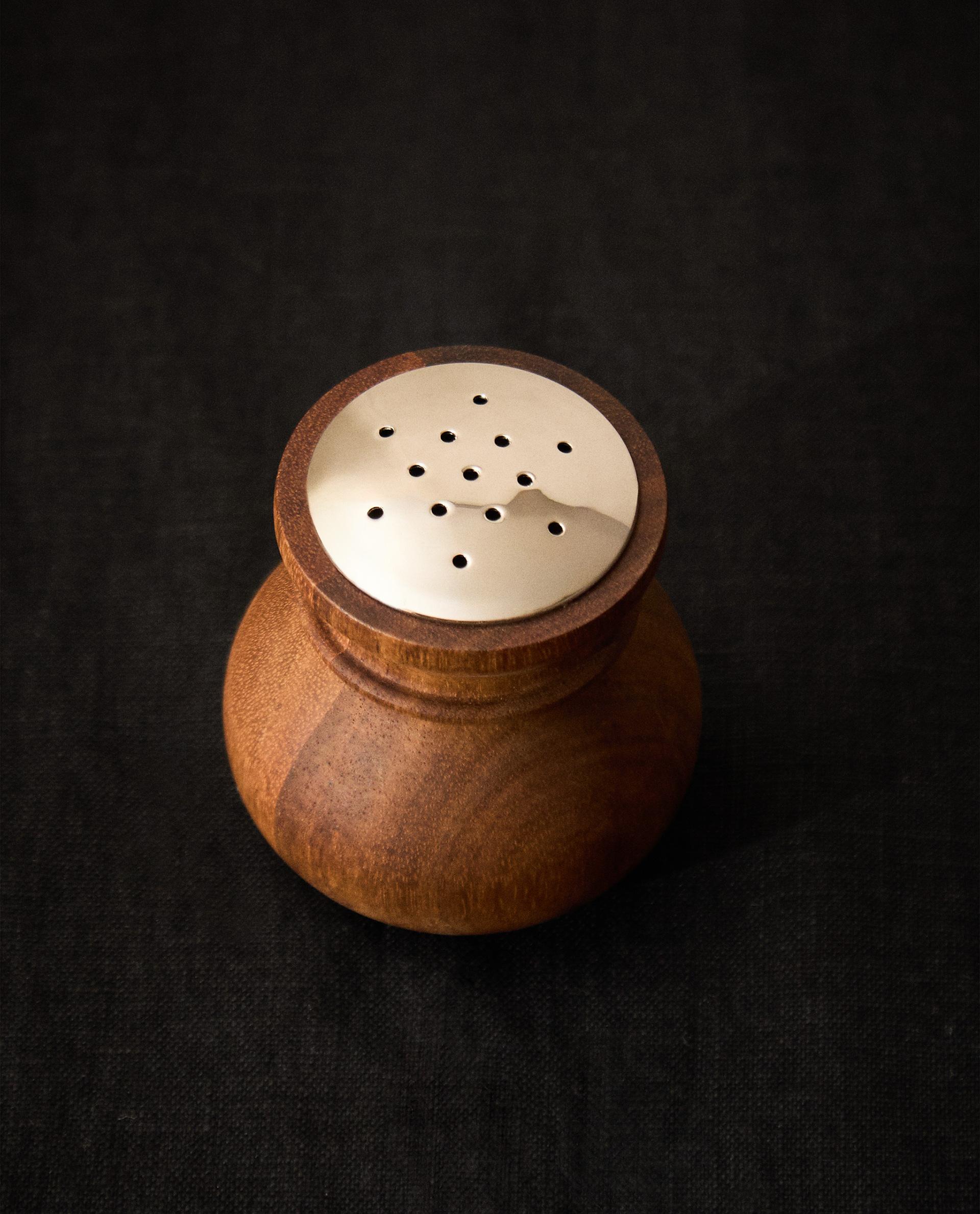 WOODEN SALT SHAKER